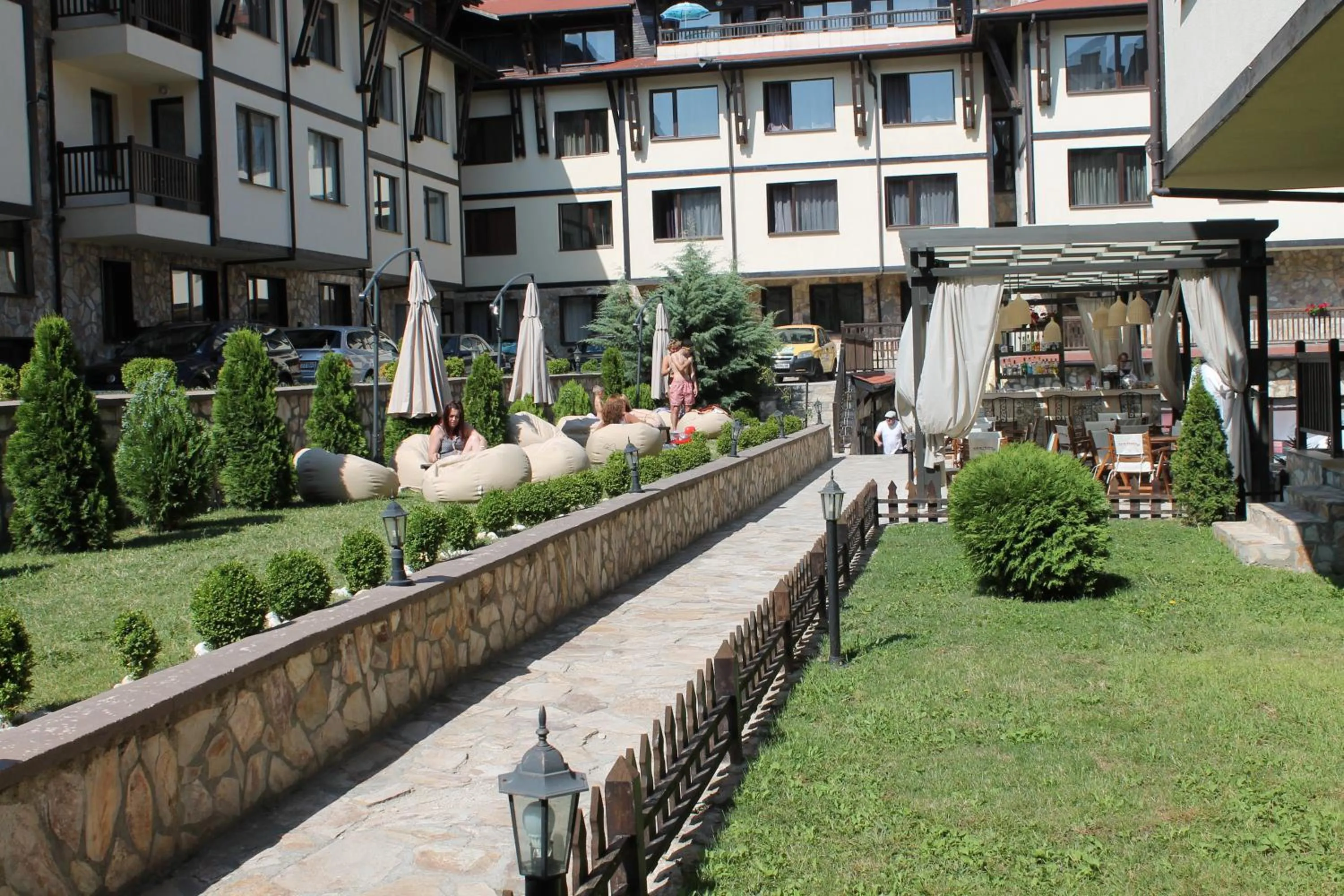 Garden in Maria-Antoaneta Residence