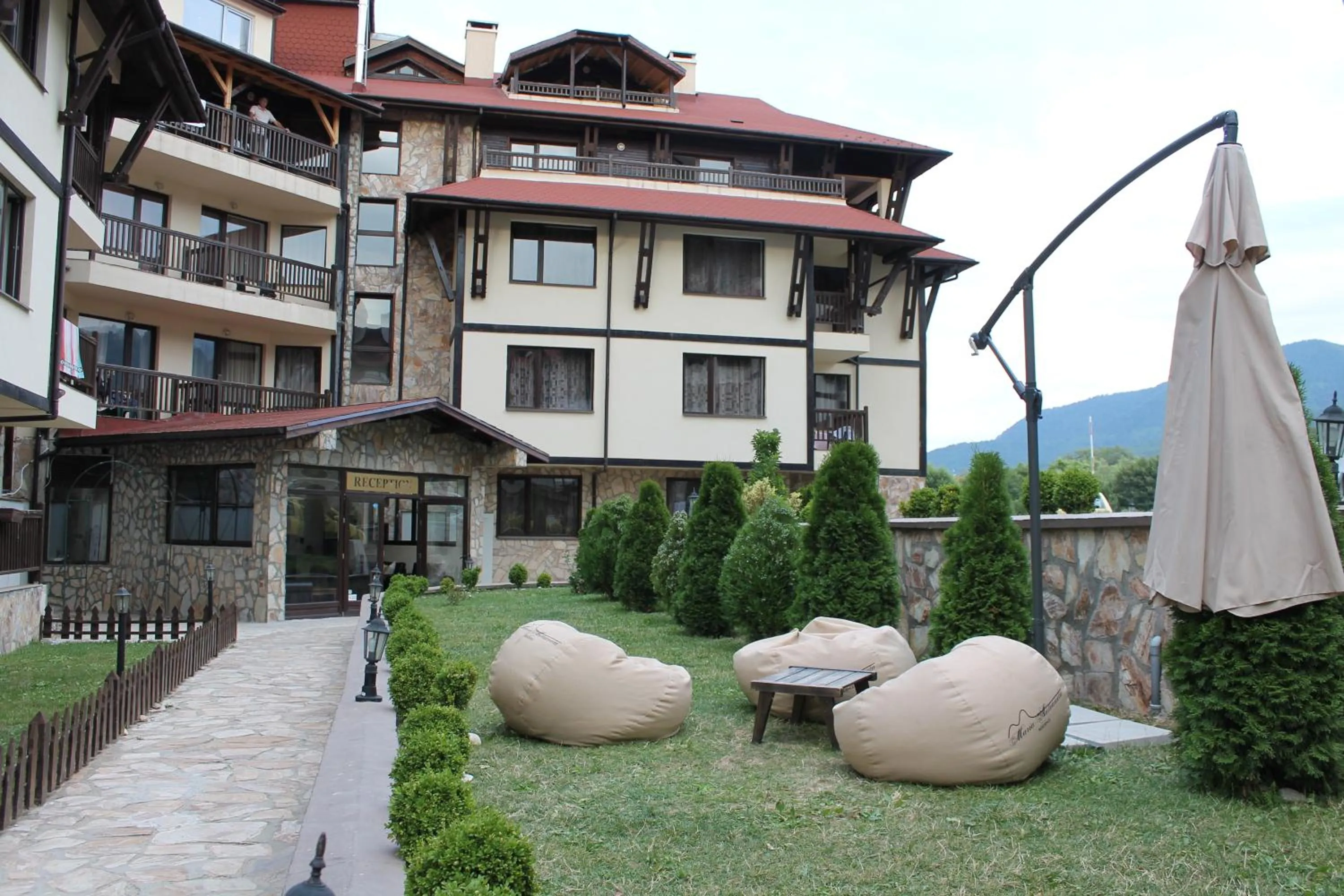 Beach in Maria-Antoaneta Residence