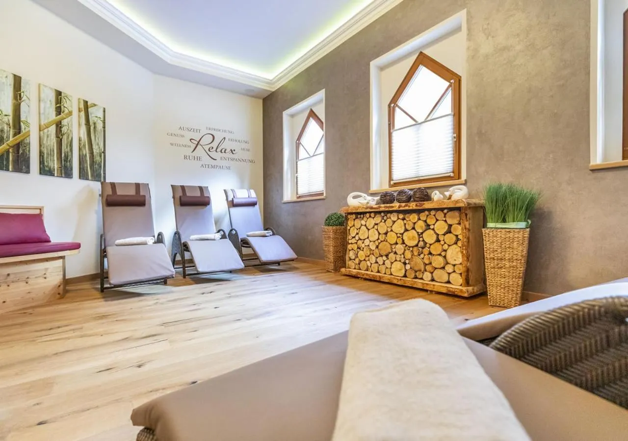 Spa and wellness centre/facilities in Wellness-Aparthotel Montana