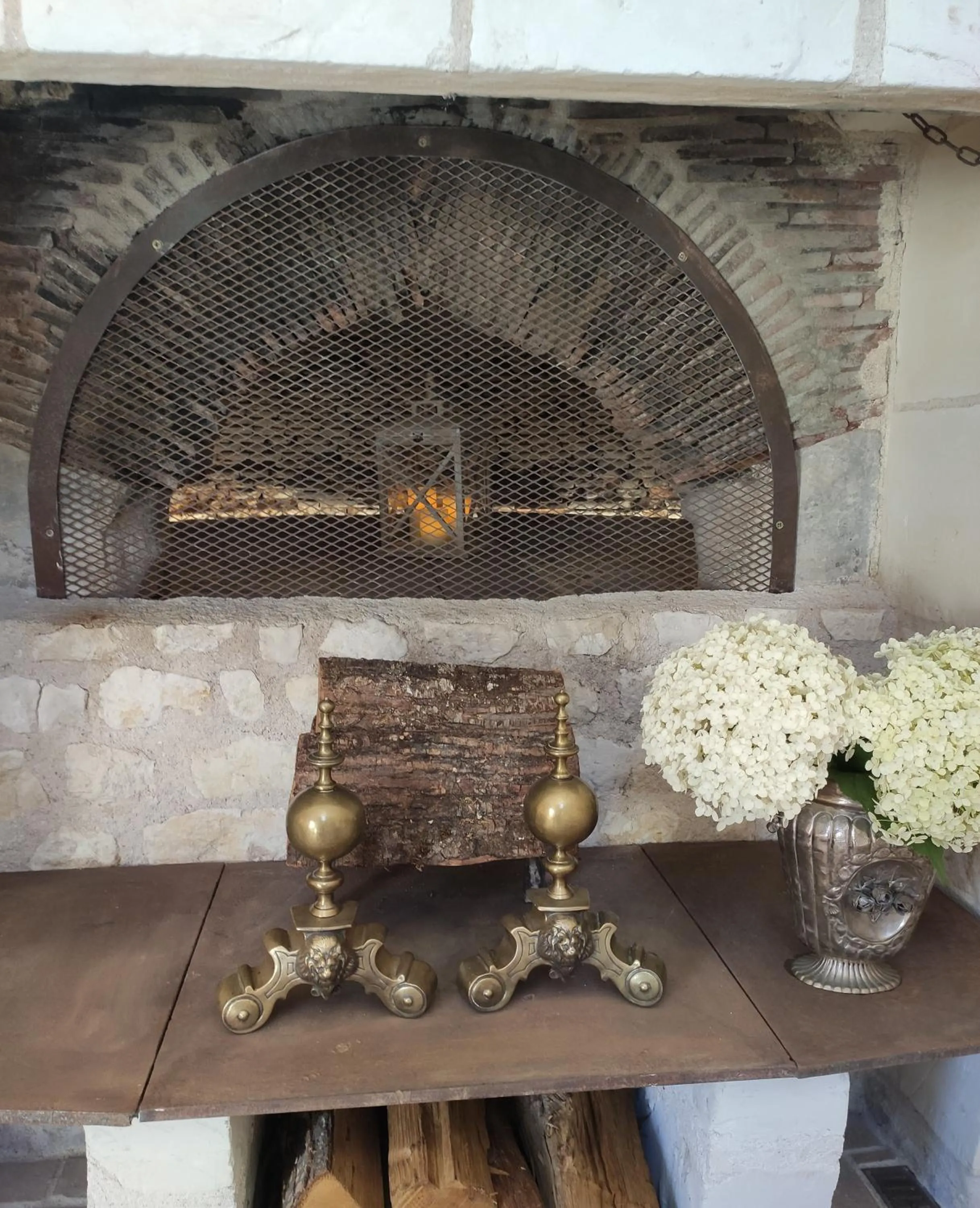 Photo of the whole room in La Ferme Blanche