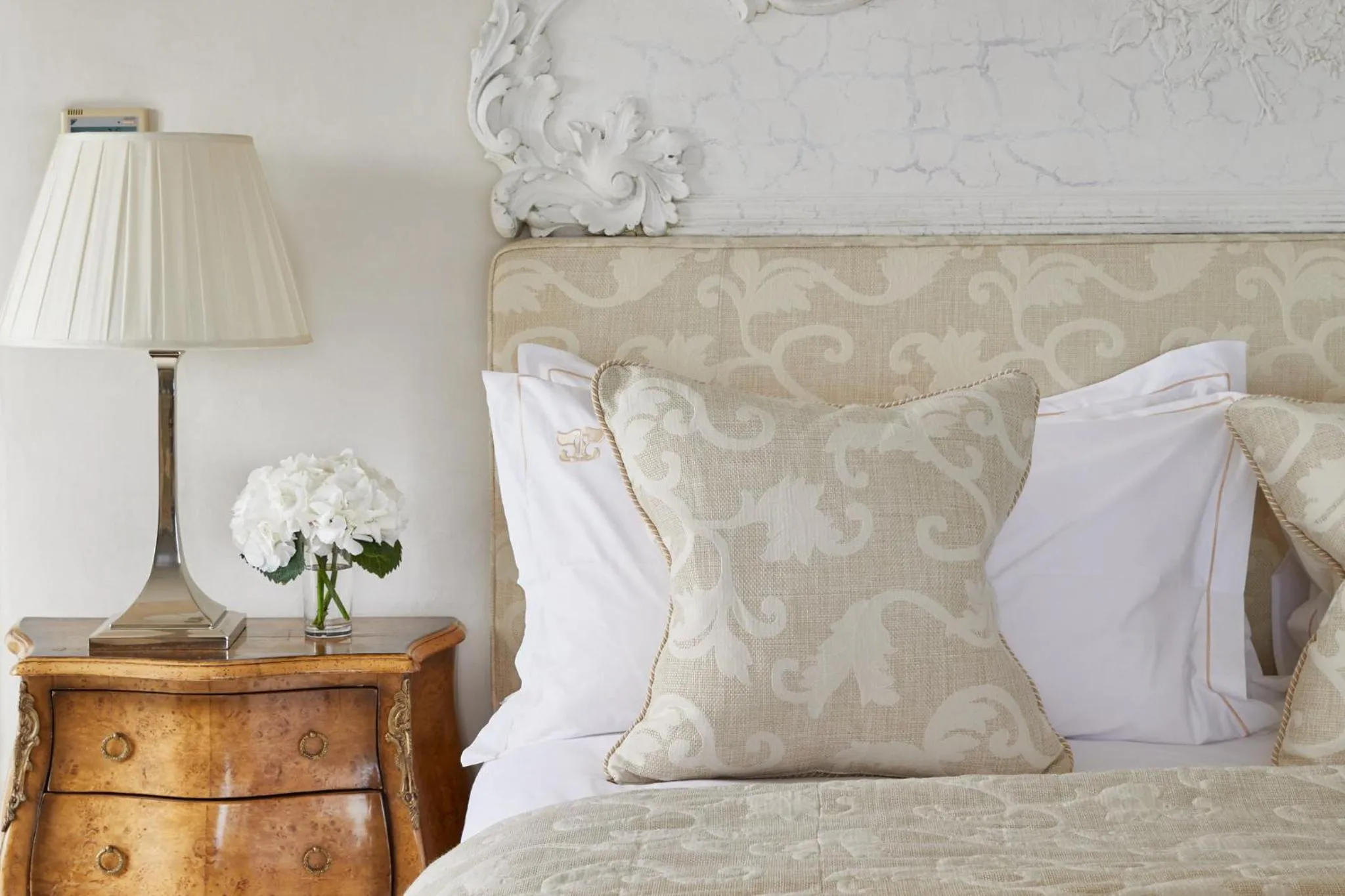 Photo of the whole room, Bed in The Old Government House Hotel & Spa