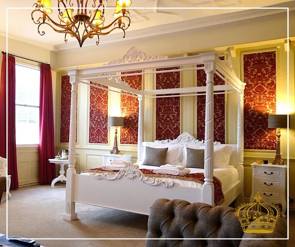 Bed in The Old Crown Coaching Inn