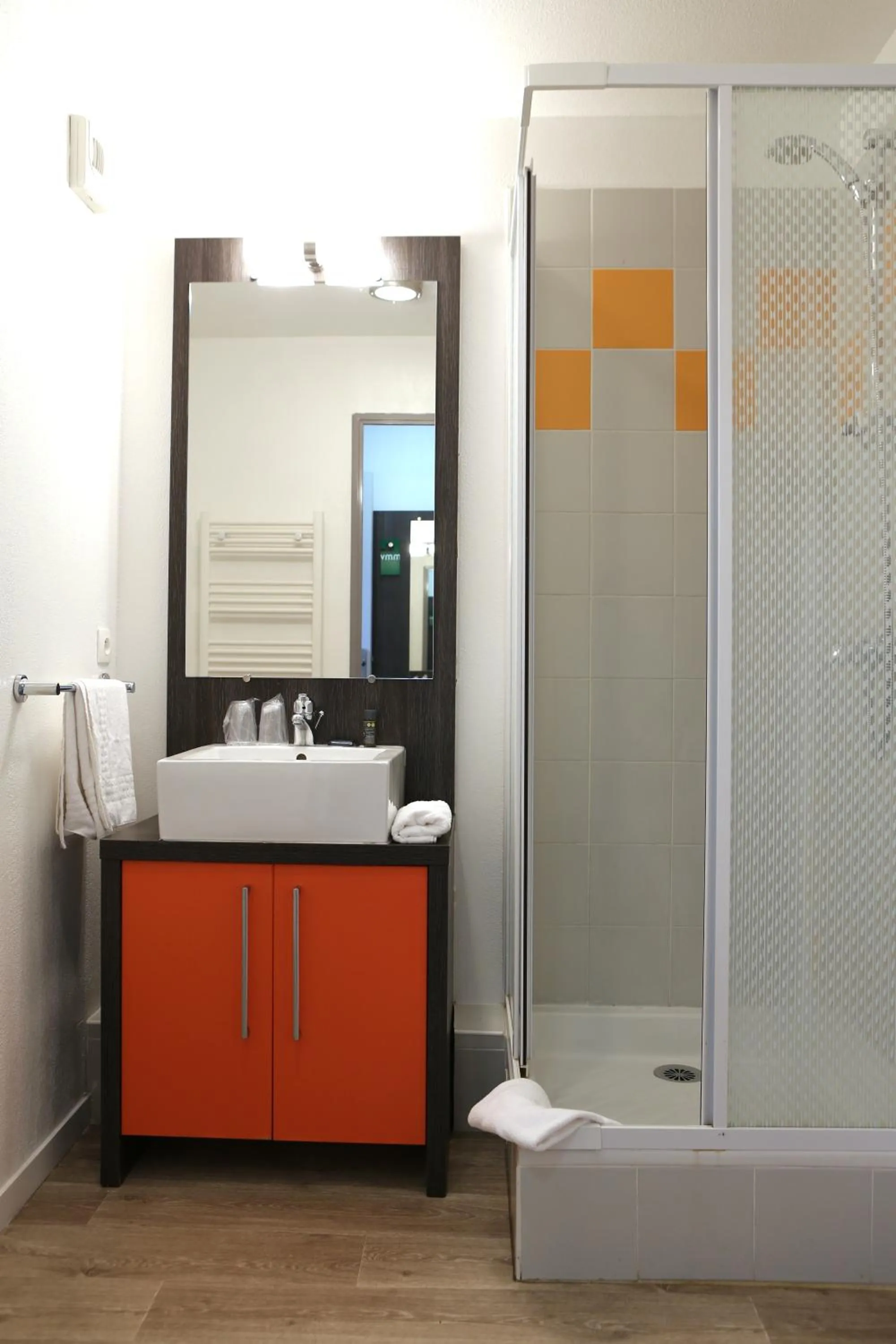 Bathroom in Adonis Paris Sud