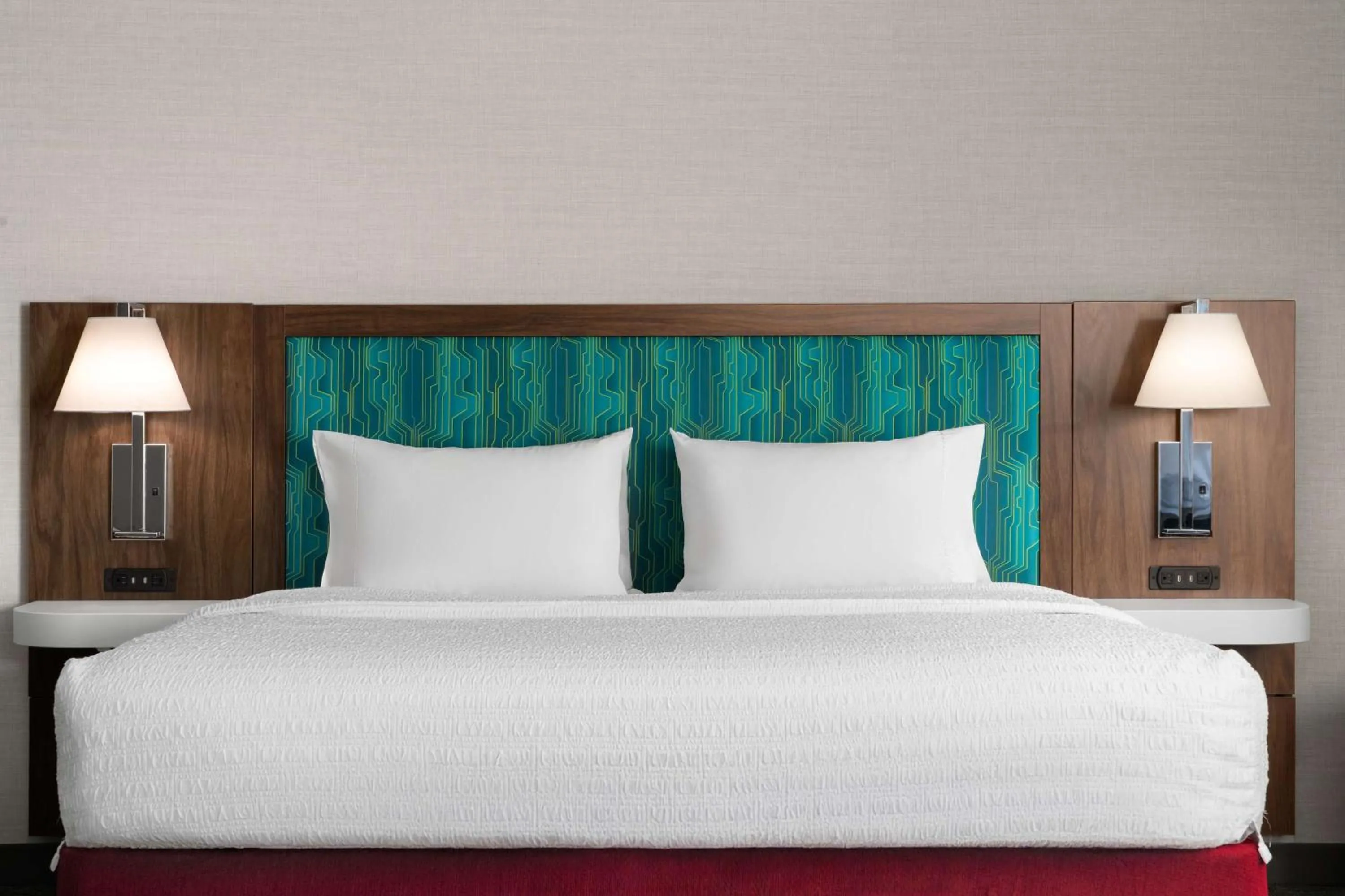 Bed in Hampton Inn Sturbridge