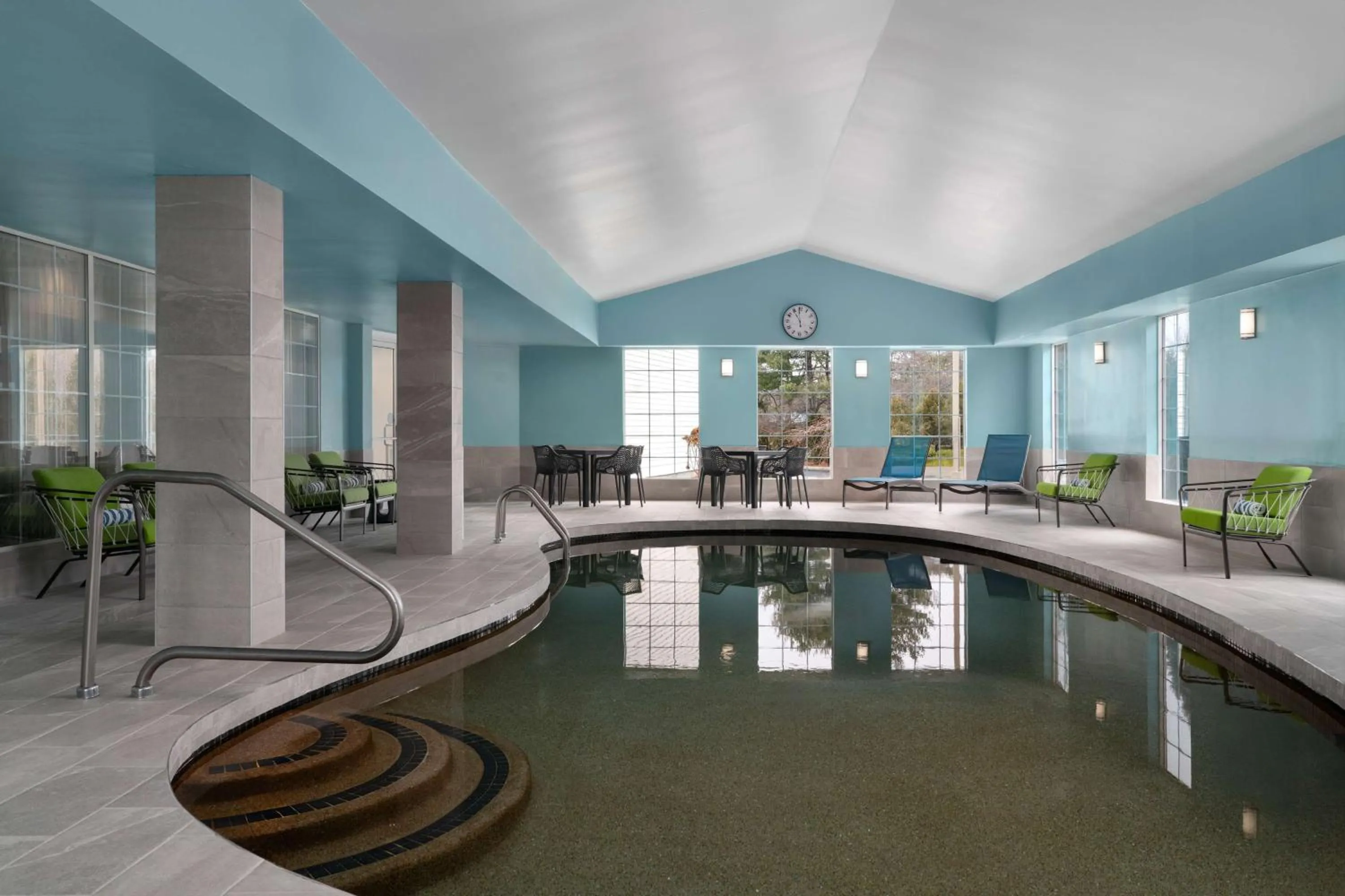 Pool view in Hampton Inn Sturbridge