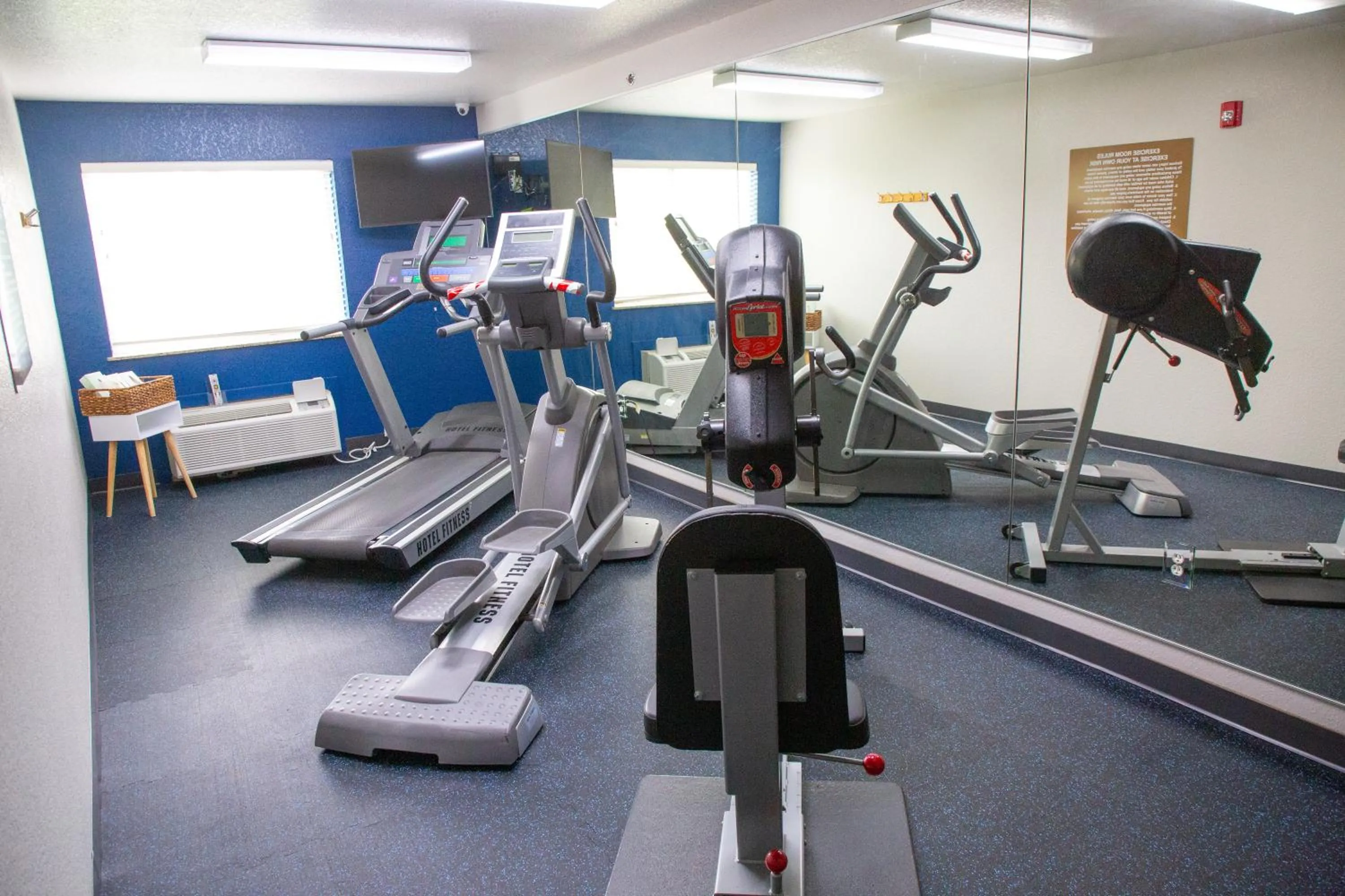 Fitness centre/facilities in Microtel Inn & Suites by Wyndham Searcy