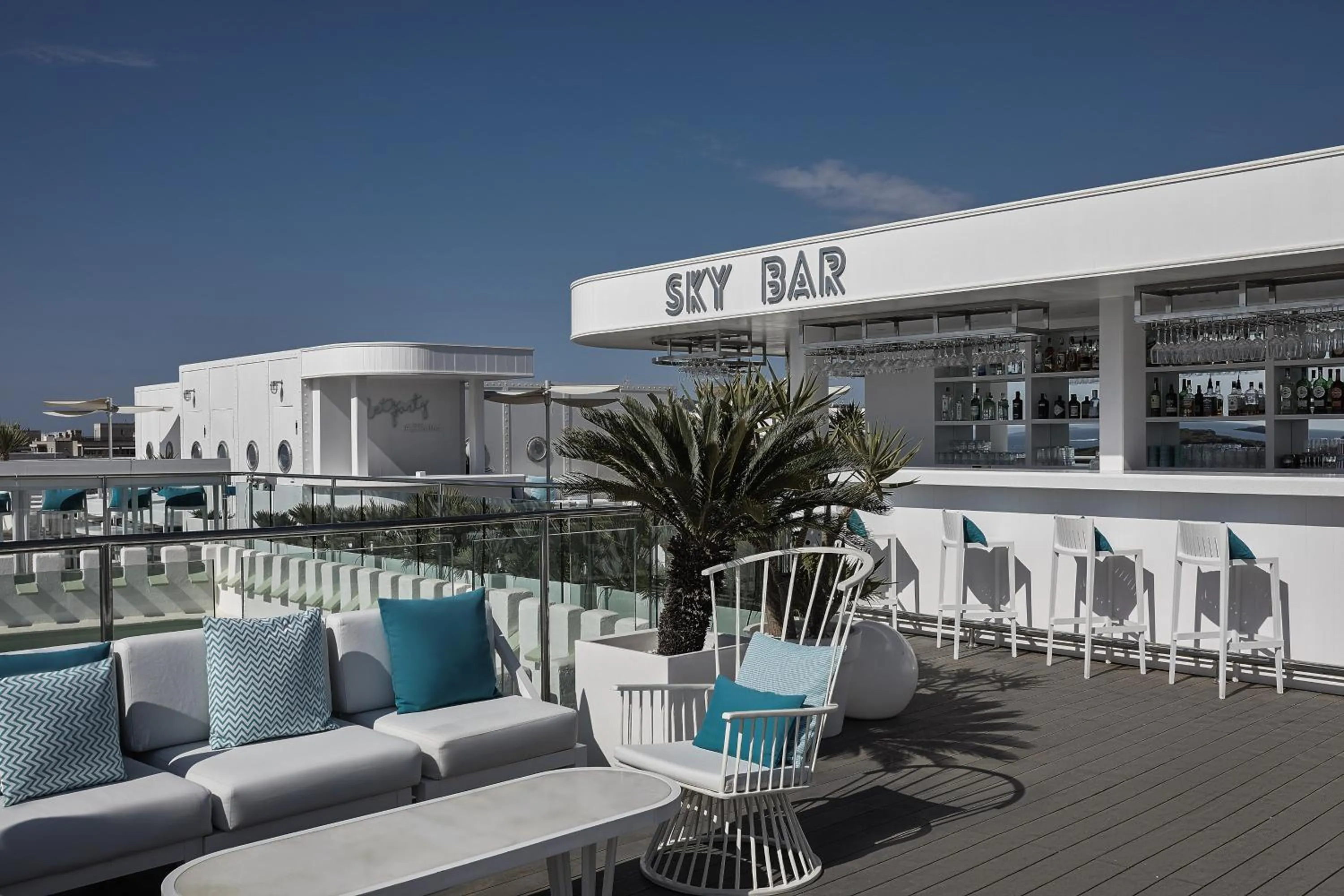 Lounge or bar in MIM Ibiza Member of Melia Collection