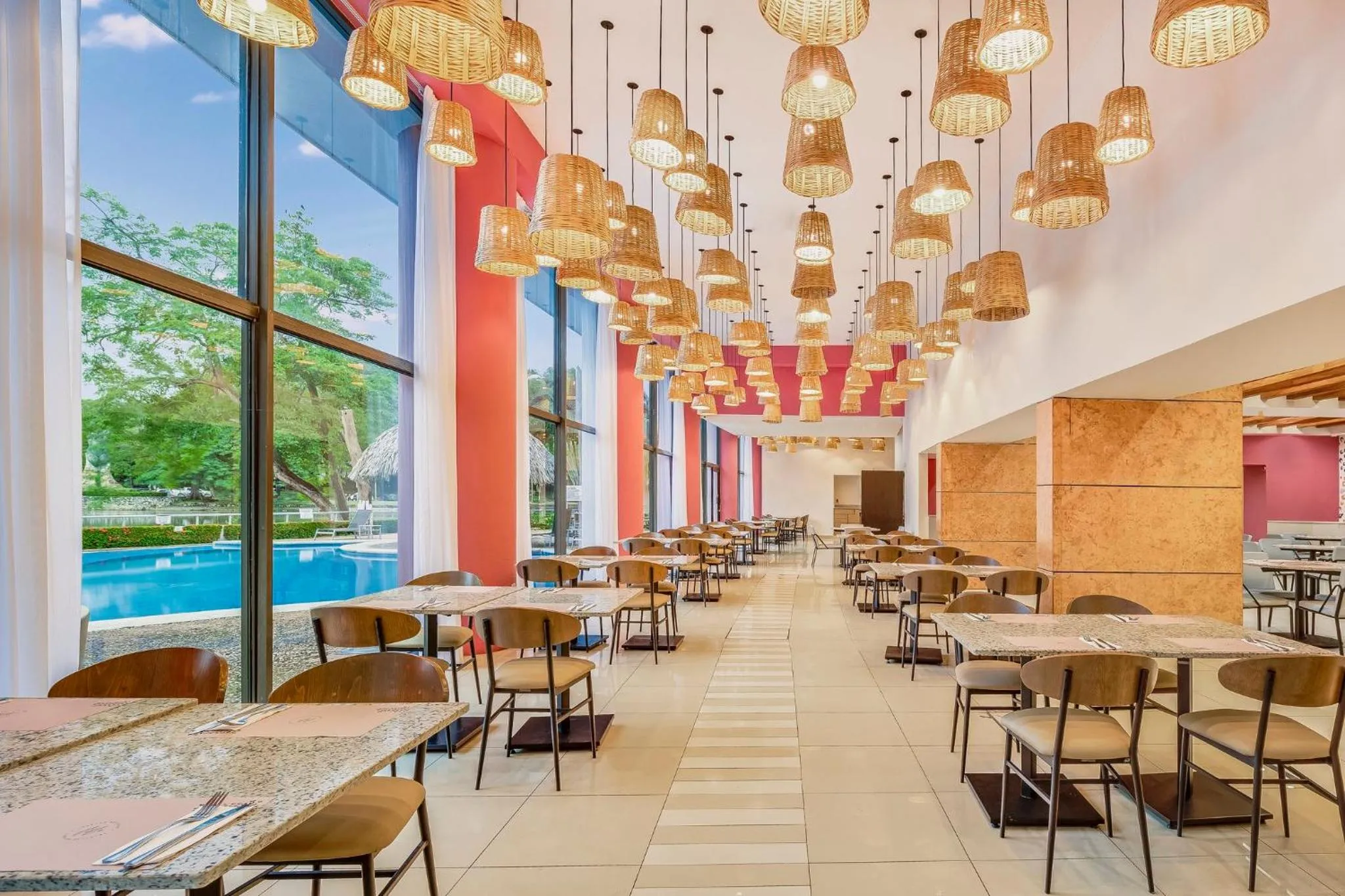 Restaurant/places to eat in Fiesta Inn Villahermosa Cencali