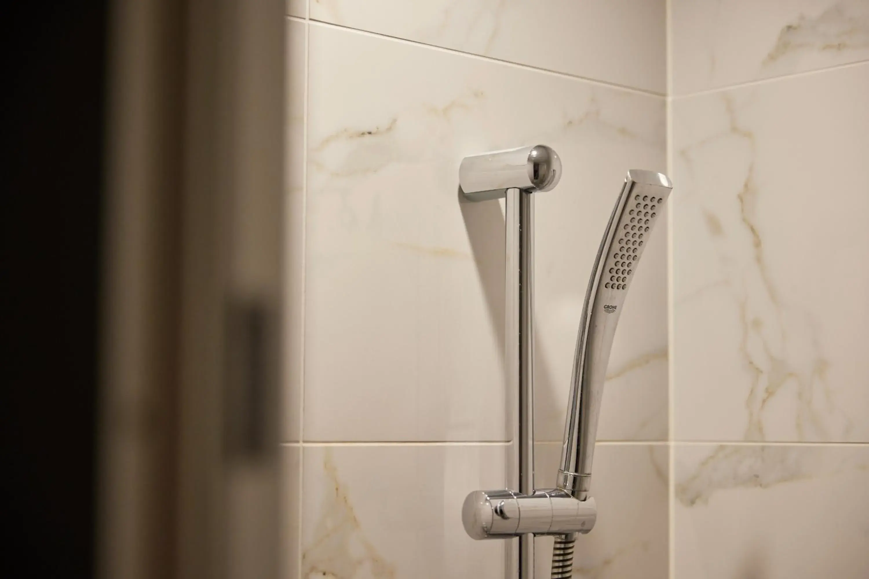 Standard Double Room - single occupancy - Shower Only in SHIBUYA STREAM HOTEL formerly Shibuya Stream Excel Hotel Tokyu Standard Double Room - single occupancy - Shower Only in SHIBUYA STREAM HOTEL formerly Shibuya Stream Excel Hotel Tokyu