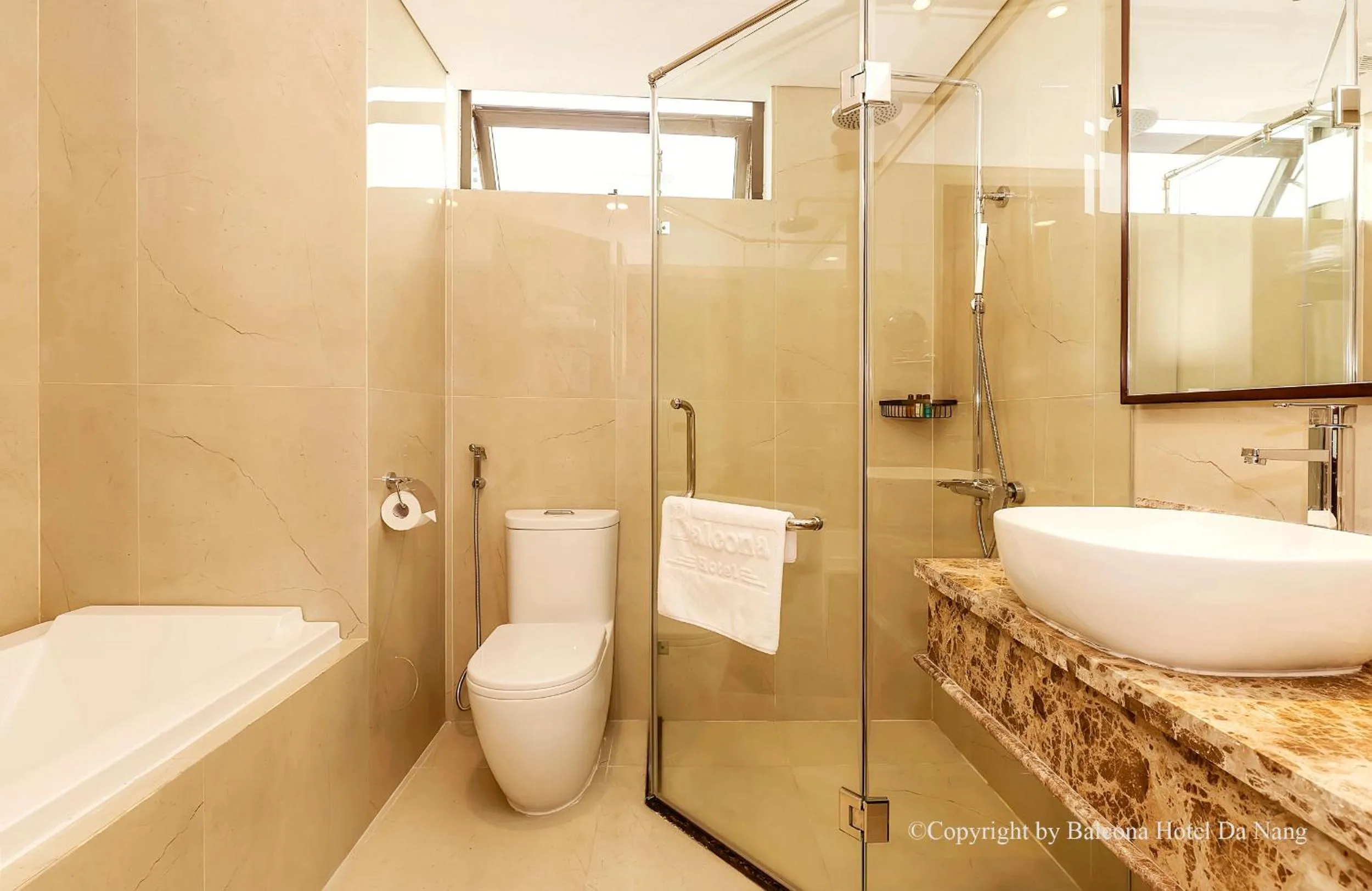Bathroom in Balcona Hotel Da Nang
