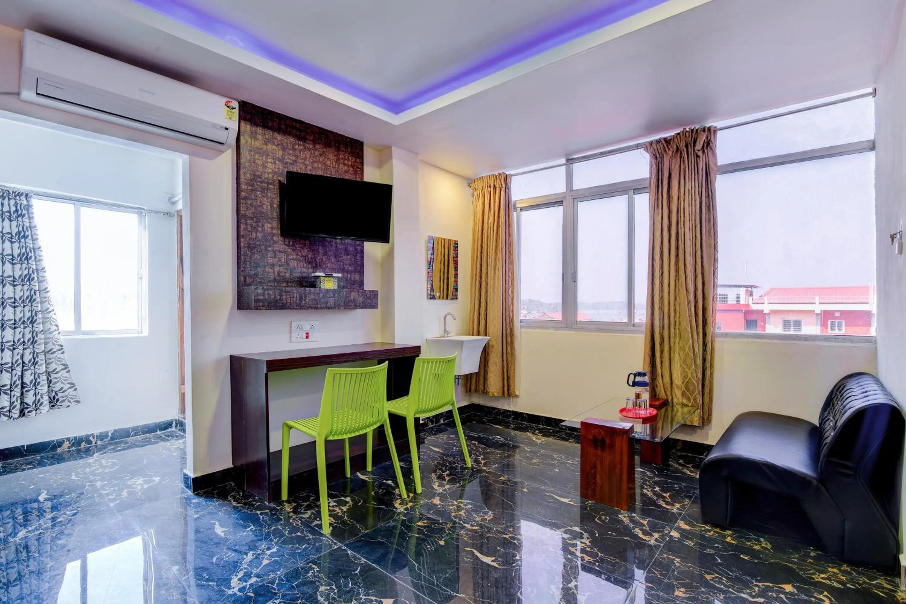 Bedroom in Hotel O P S Grand