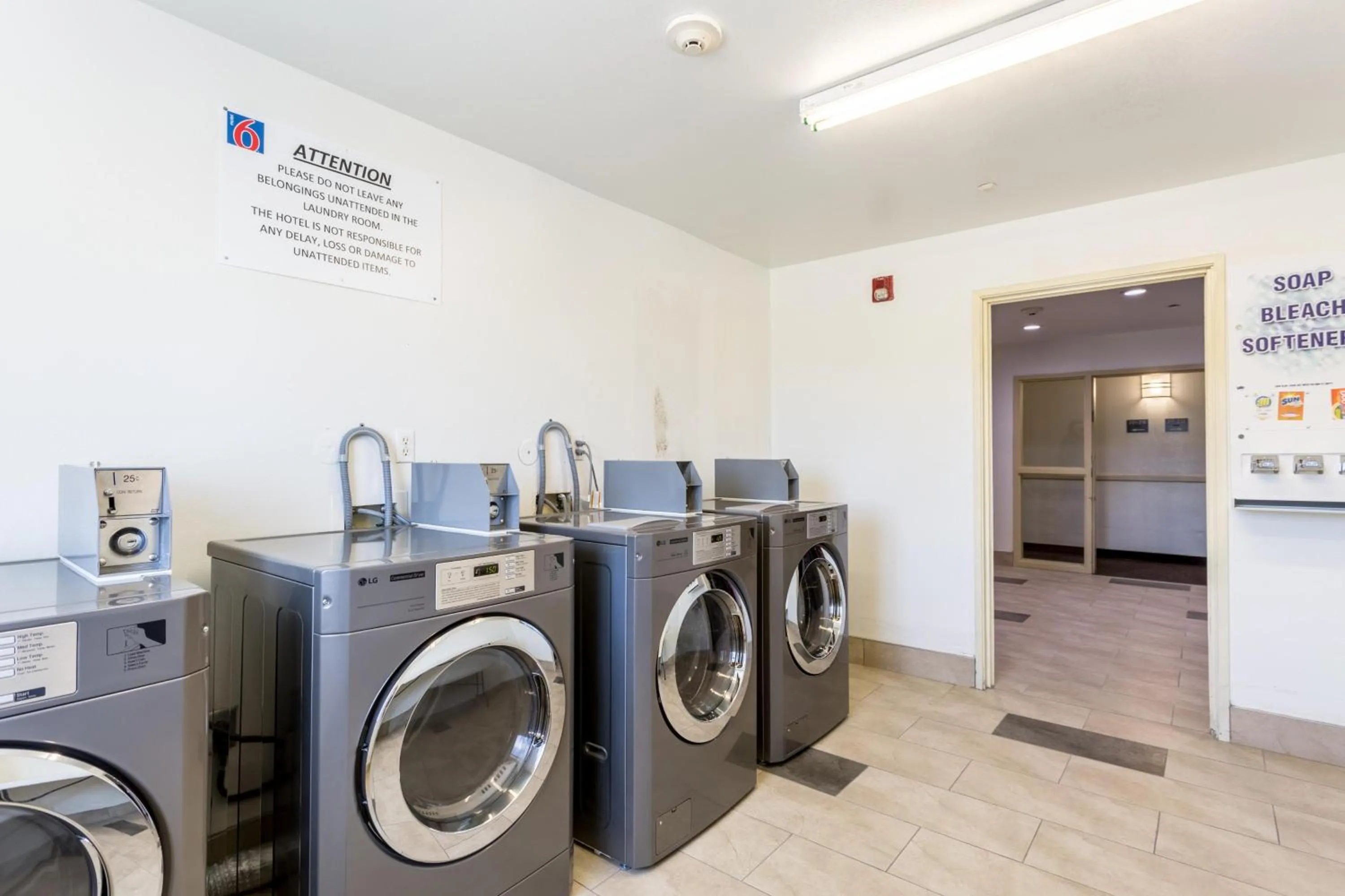 laundry in Motel 6-Roswell, NM