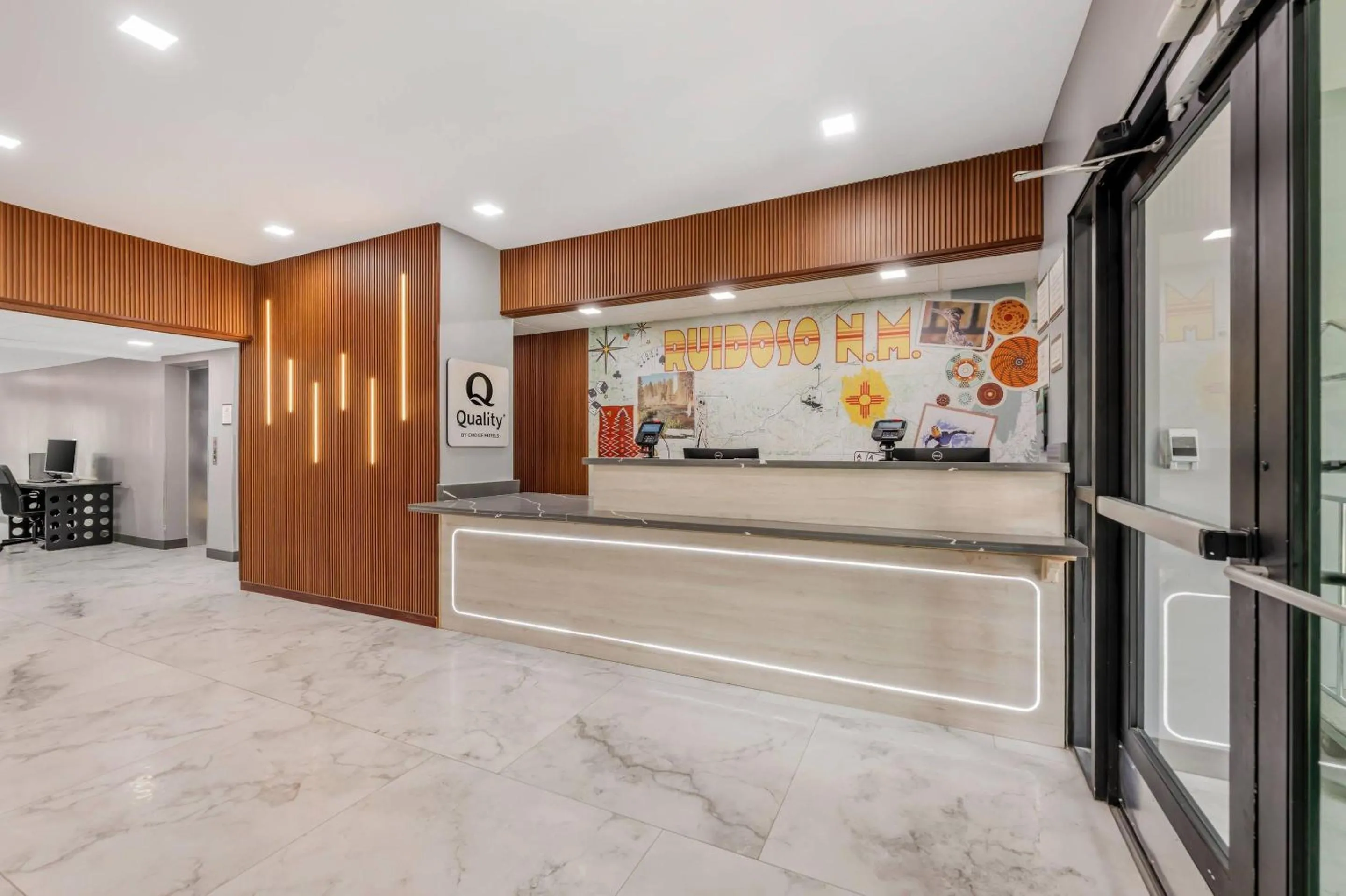 Lobby or reception in Quality Inn