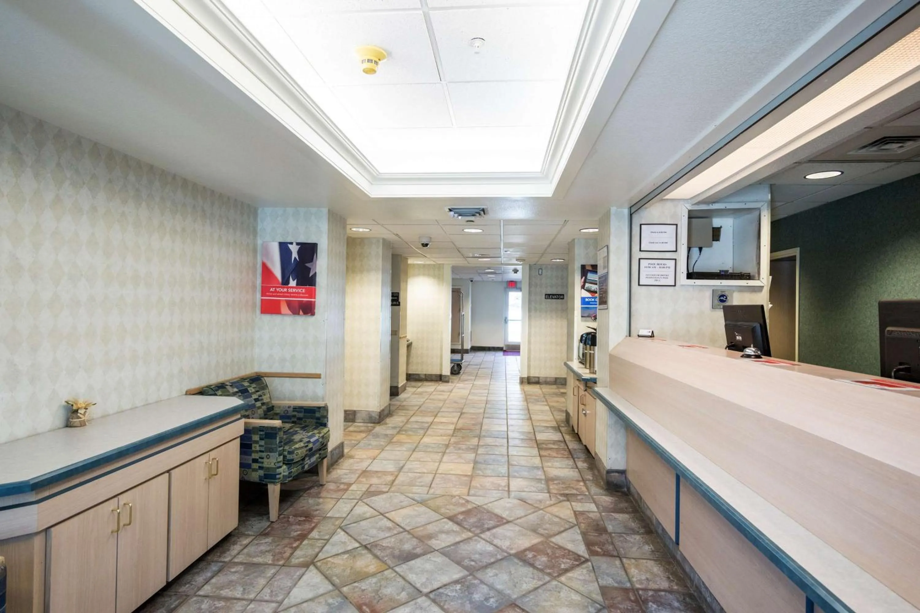 Lobby or reception in Motel 6-Ruidoso, NM