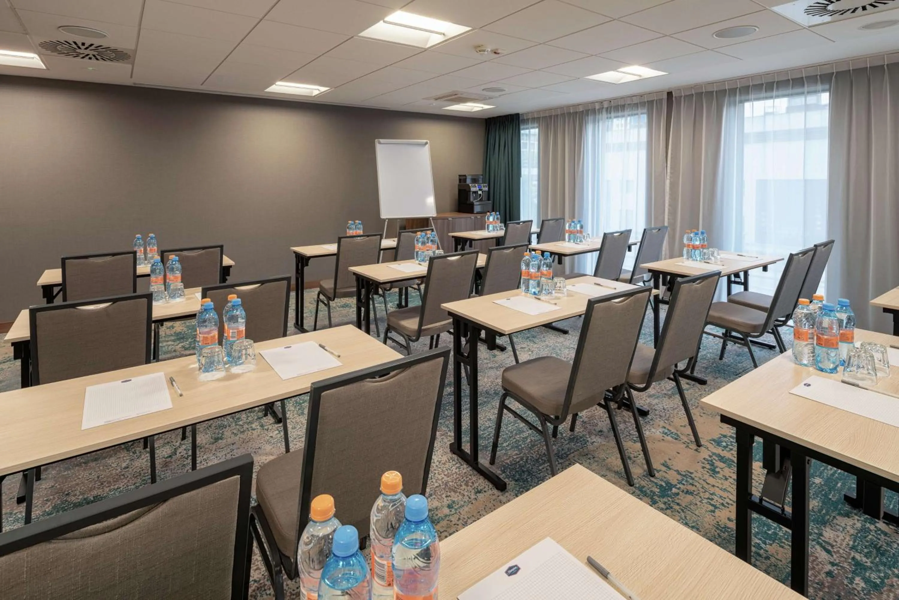 Business facilities in Hampton By Hilton Warsaw Mokotow