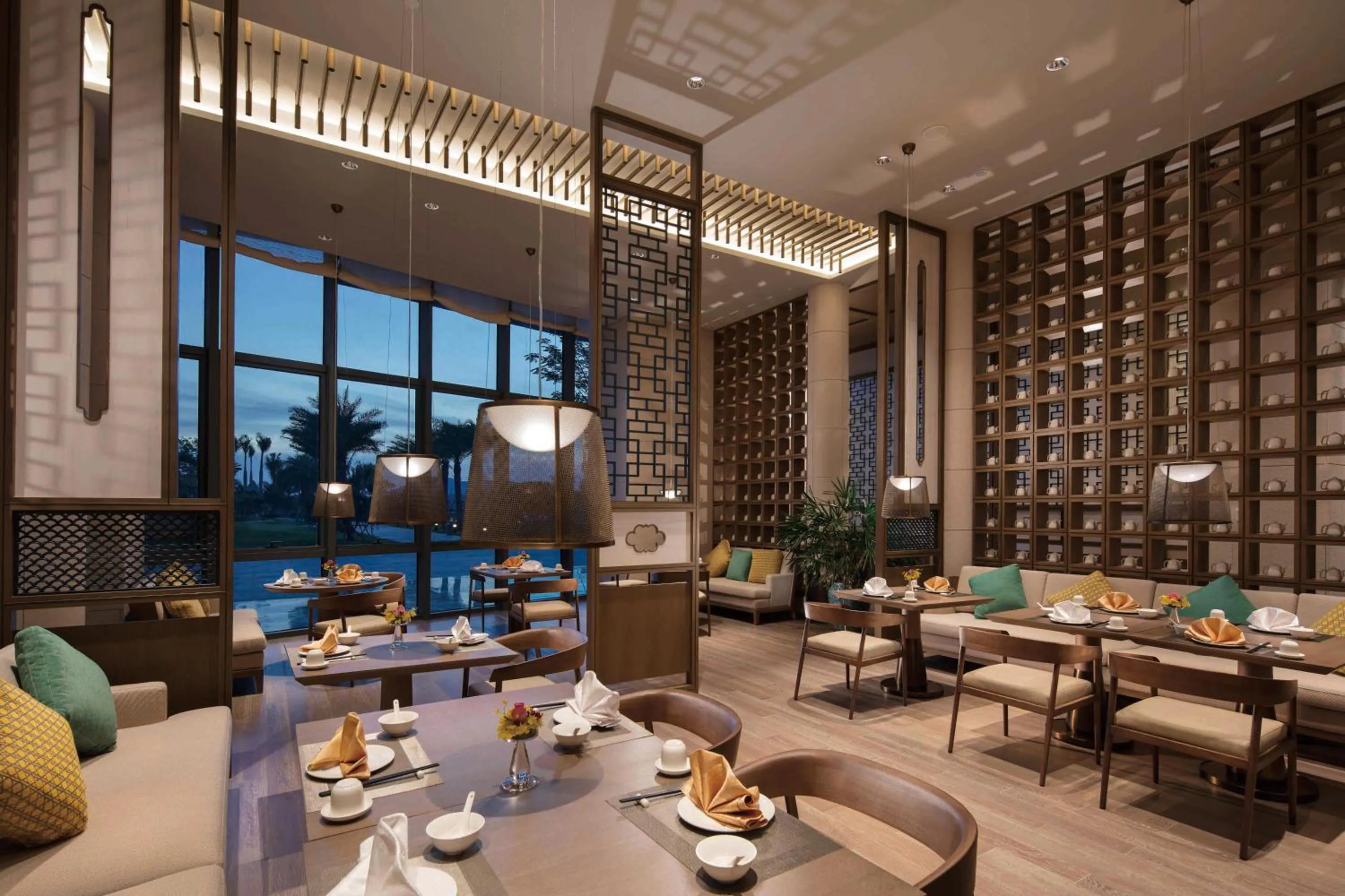 Restaurant/places to eat in Doubletree Resort By Hilton Hainan - Xinglong Lakeside