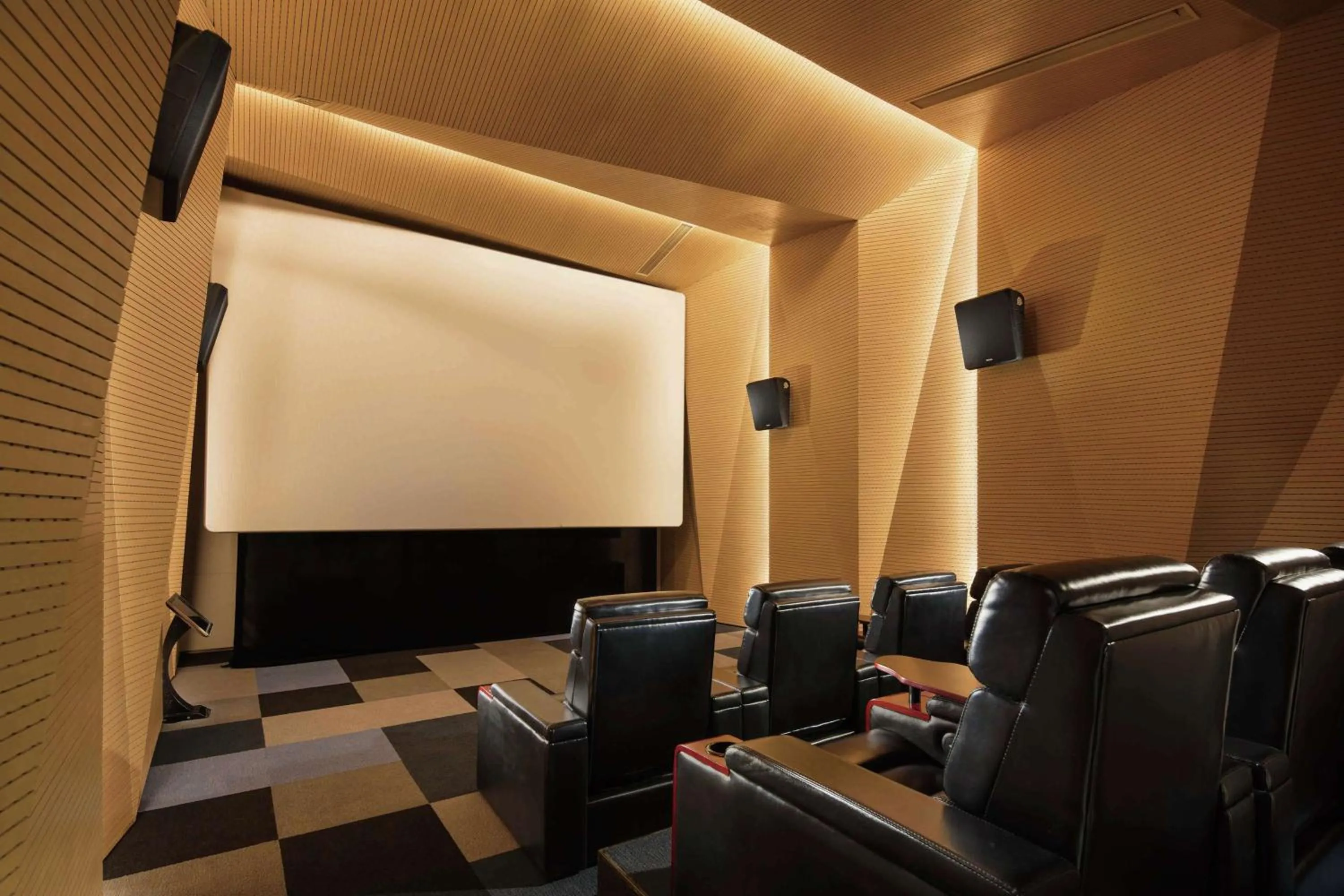 Sports in Doubletree Resort By Hilton Hainan - Xinglong Lakeside