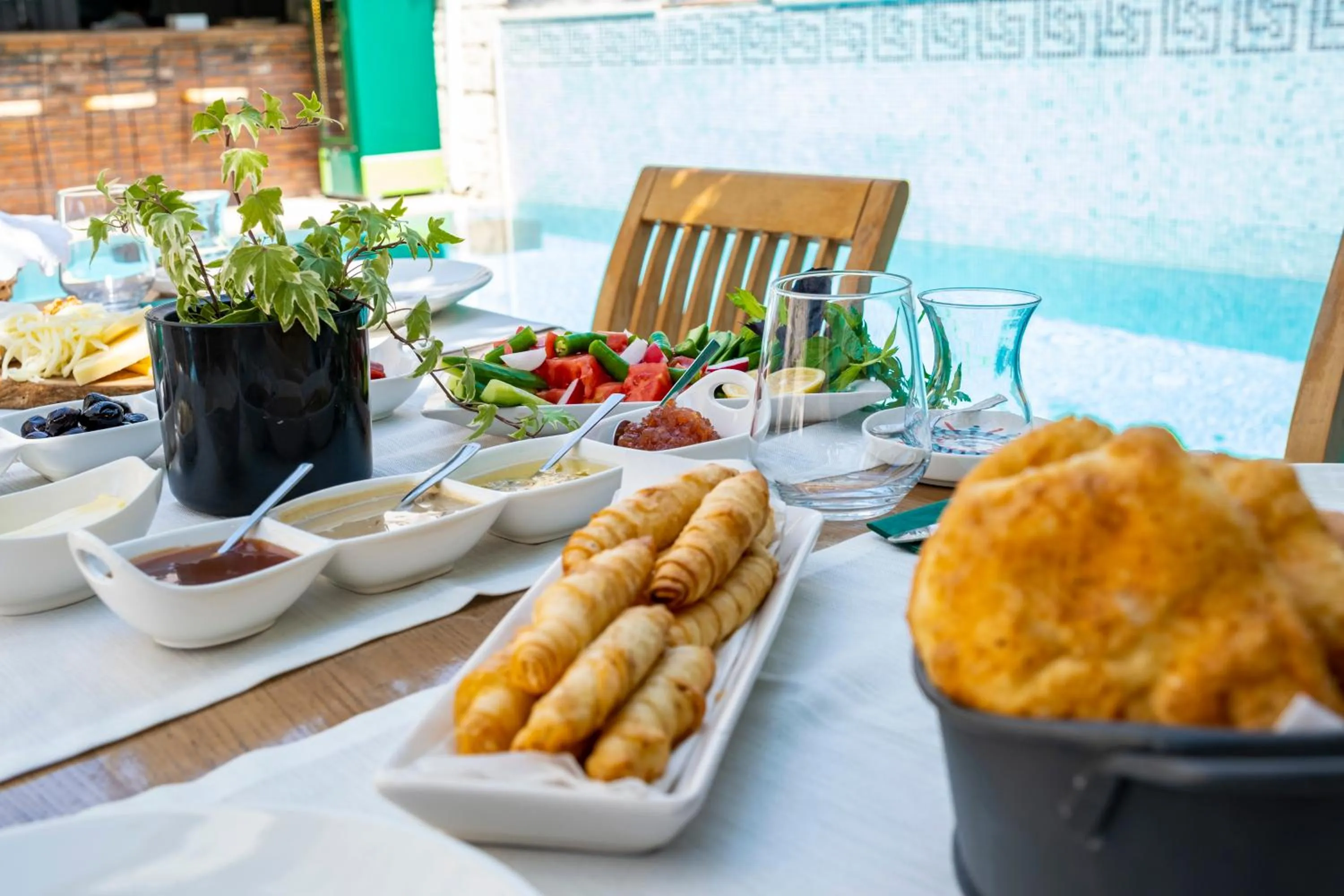 Breakfast in PROVENCE MANSİON ALAÇATI