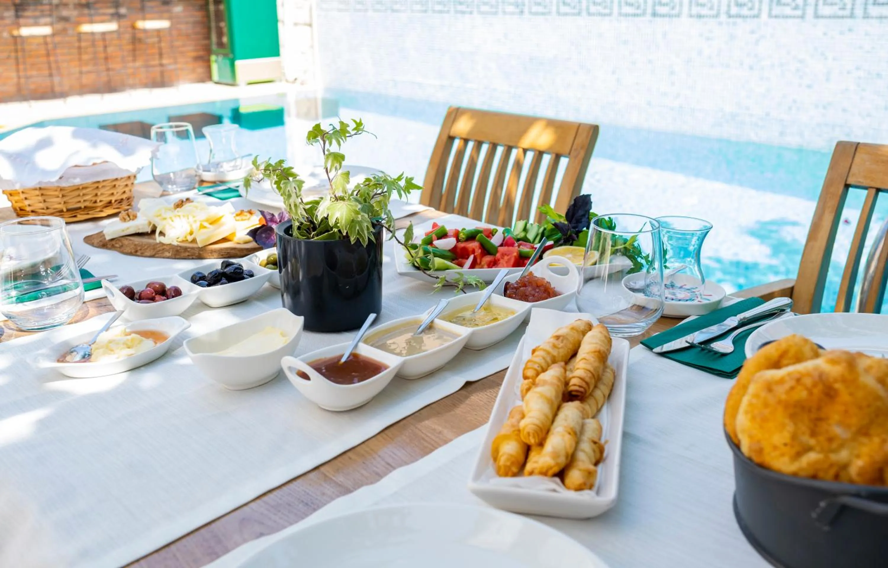 Breakfast in PROVENCE MANSİON ALAÇATI