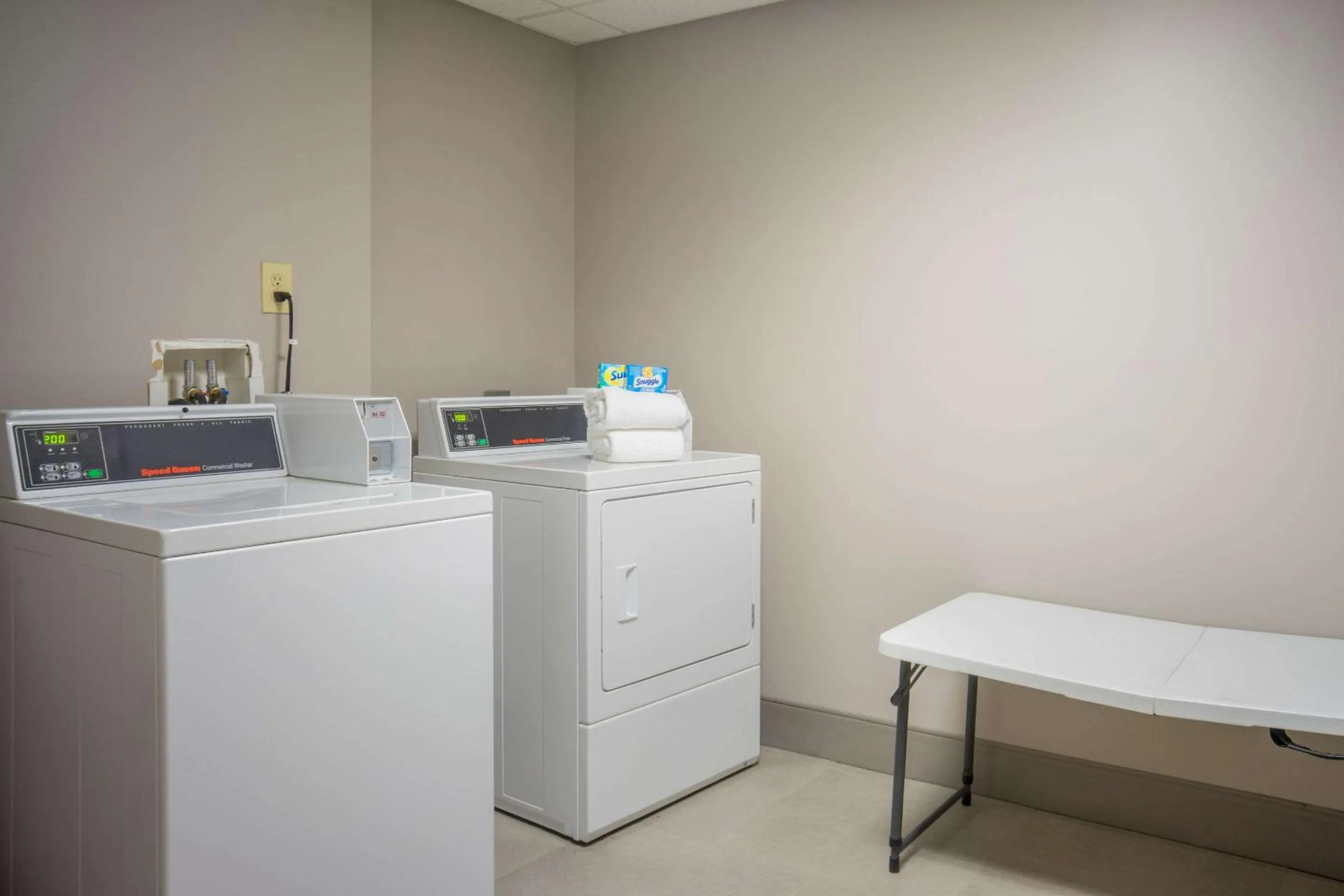 Other in Country Inn & Suites by Radisson, Doswell Kings Dominion , VA