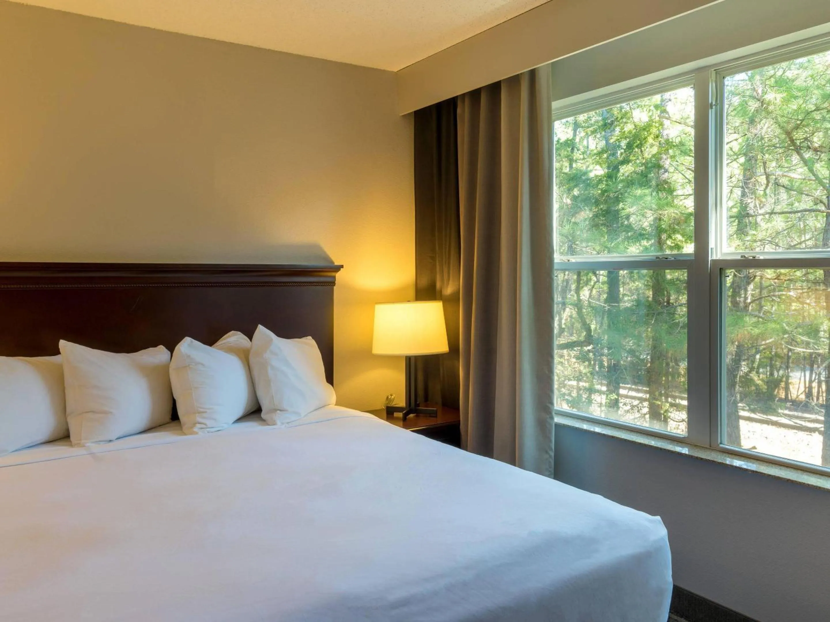 Bedroom, Bed in Country Inn & Suites by Radisson, Doswell Kings Dominion , VA