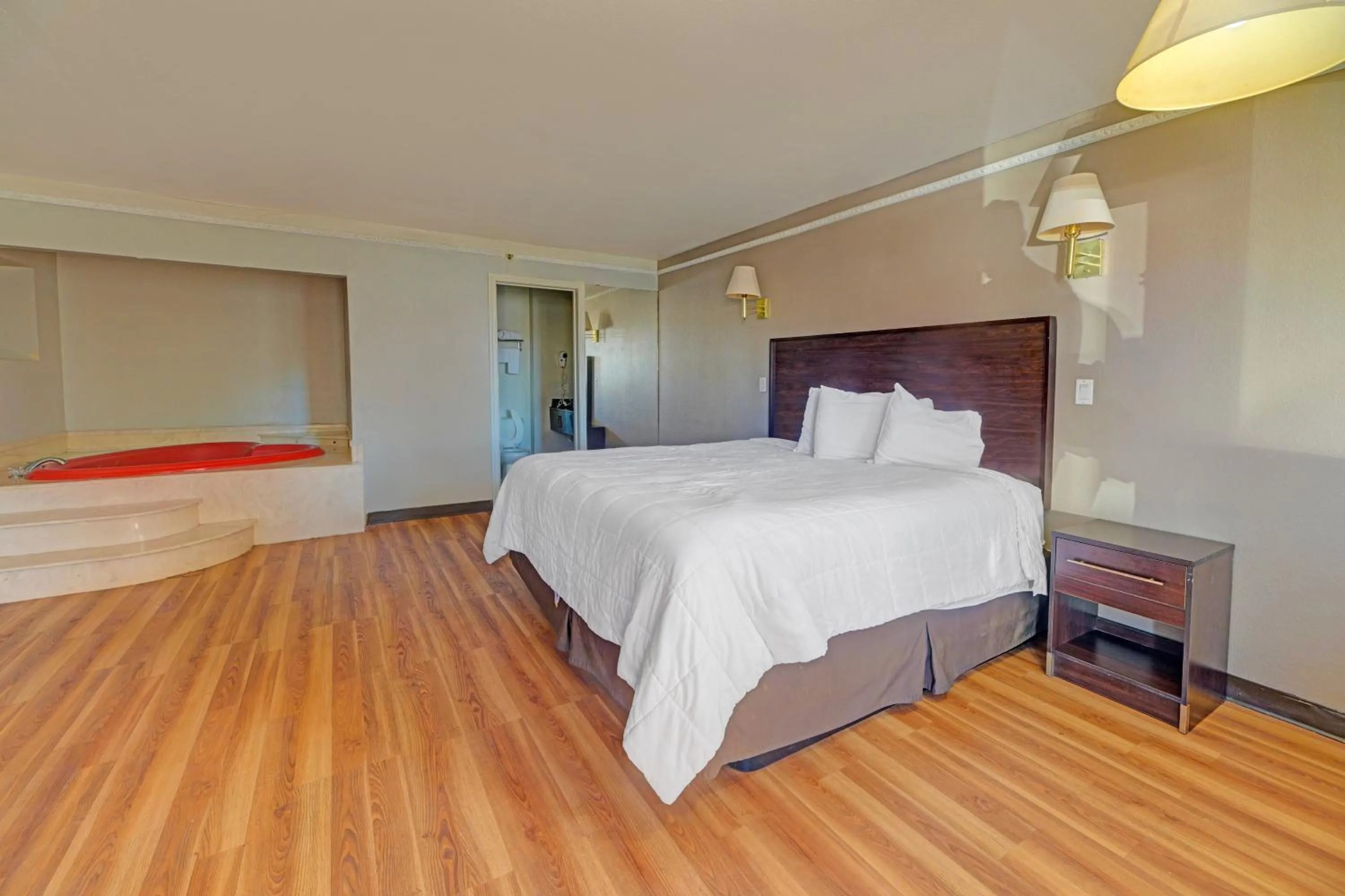 Bedroom, Bed in Travelers inn by OYO Wichita Falls