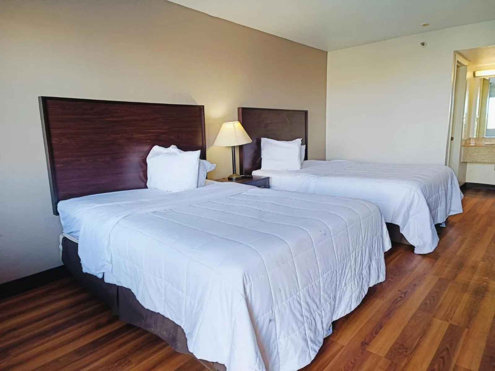 Bedroom, Bed in Wichita Falls inn