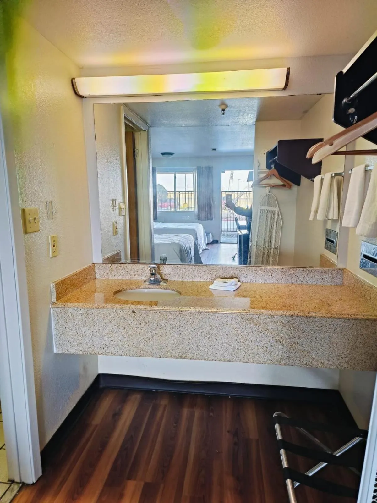 Bathroom in Wichita Falls inn