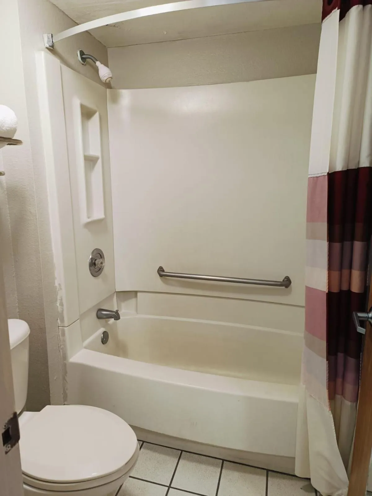 Bathroom in Wichita Falls inn