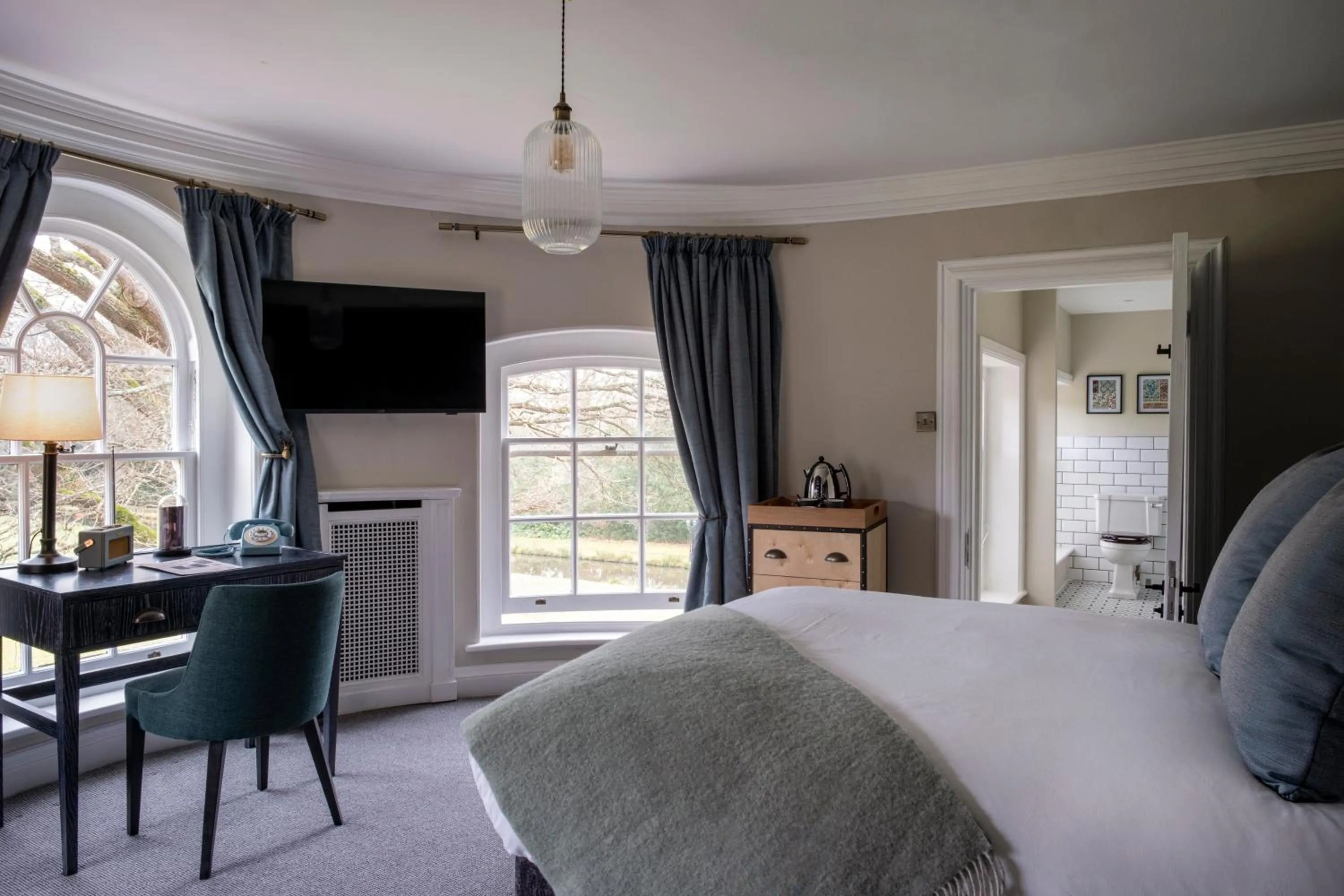 Bedroom, Bed in Warbrook House Heritage Hotel