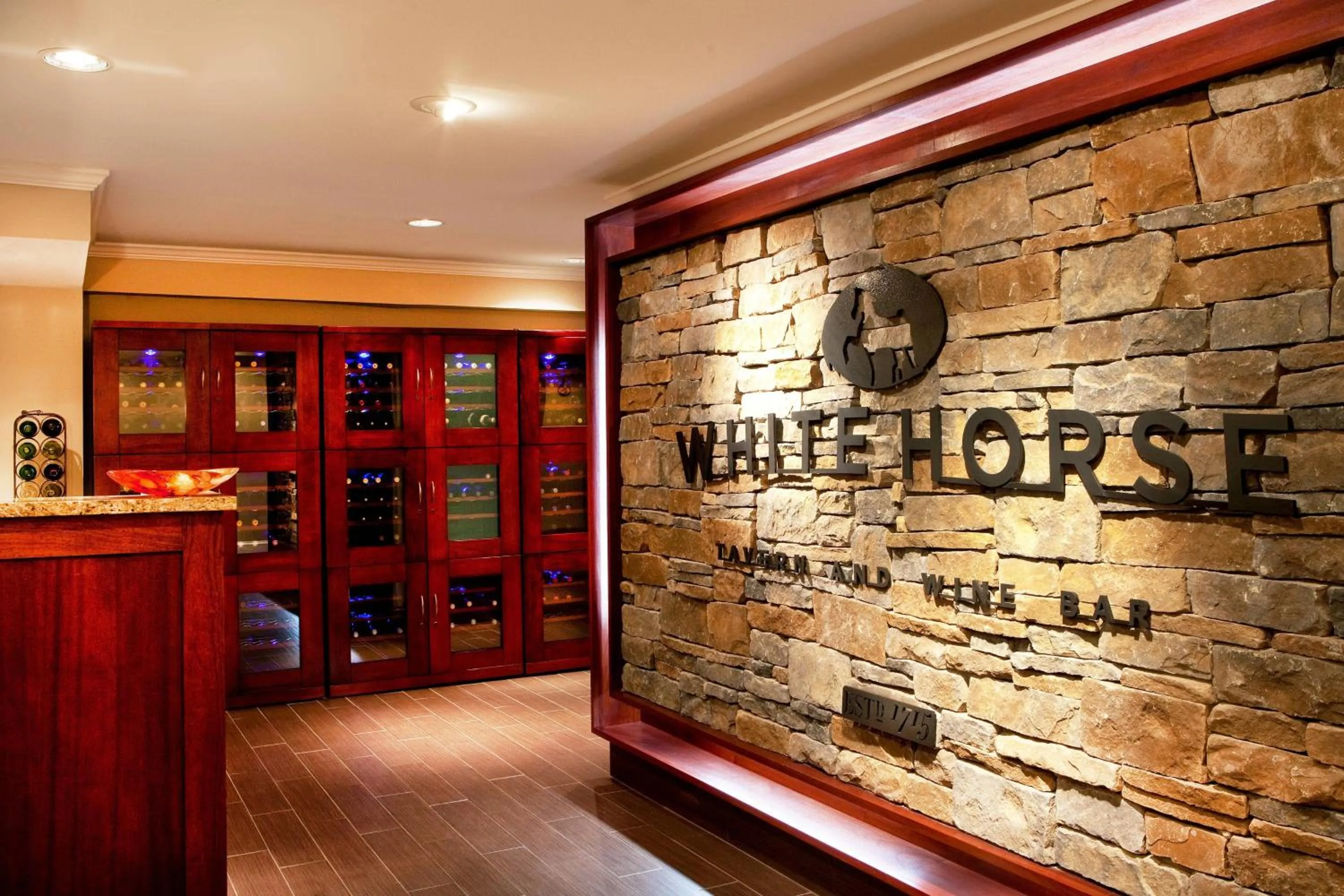 Restaurant/places to eat in Sheraton Great Valley Hotel