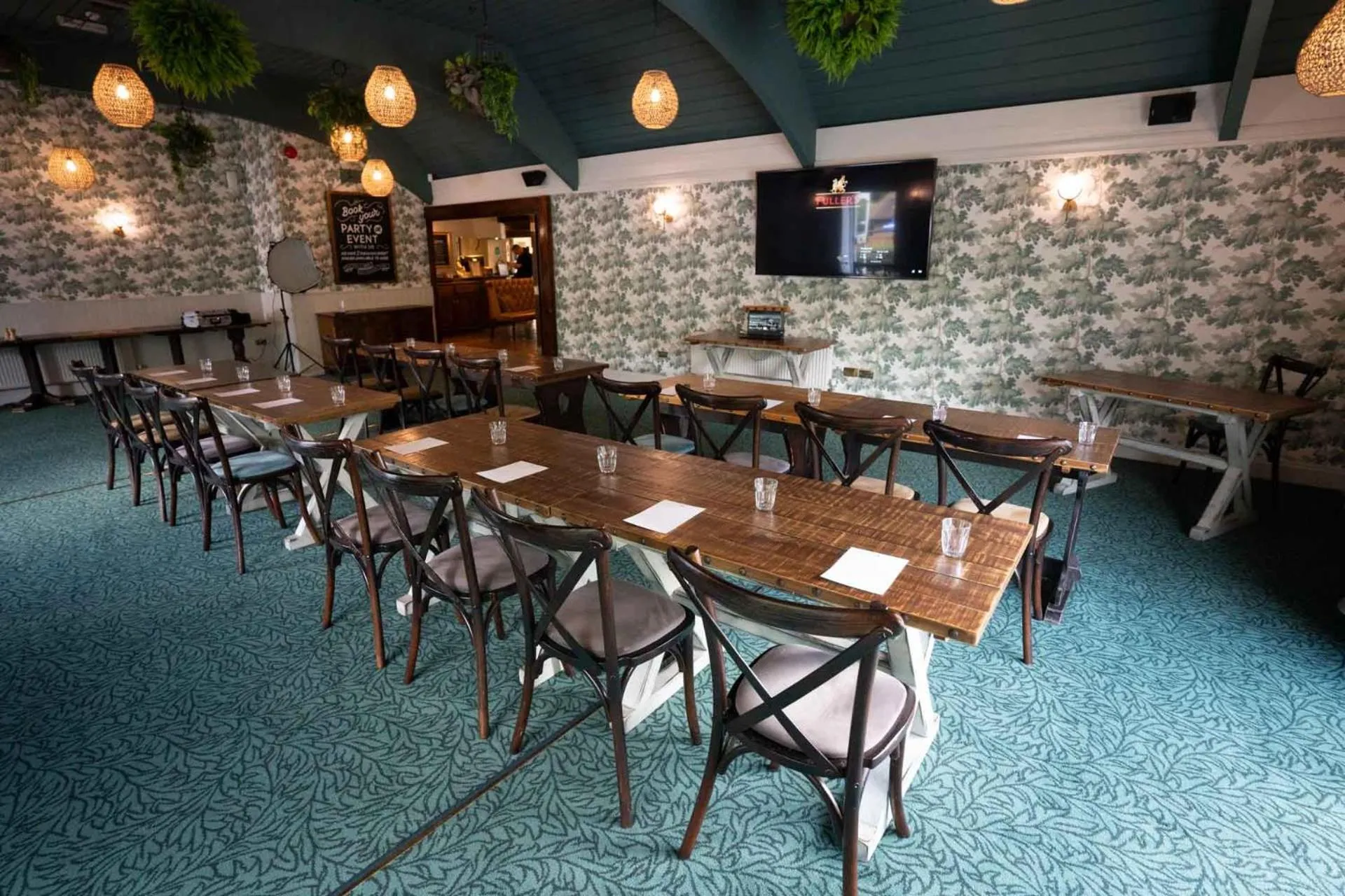 Restaurant/places to eat in The Princess Royal