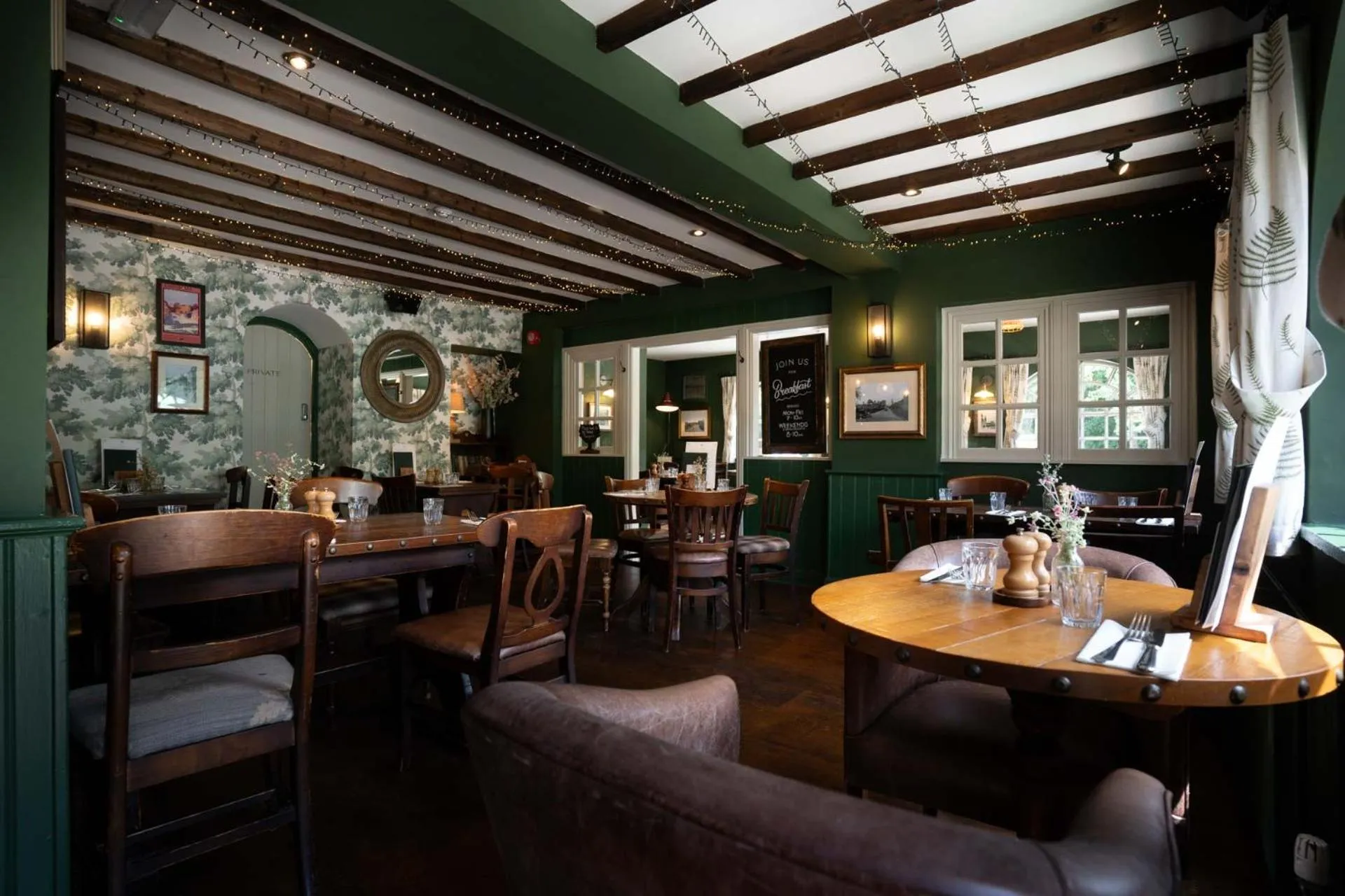 Restaurant/places to eat in The Princess Royal