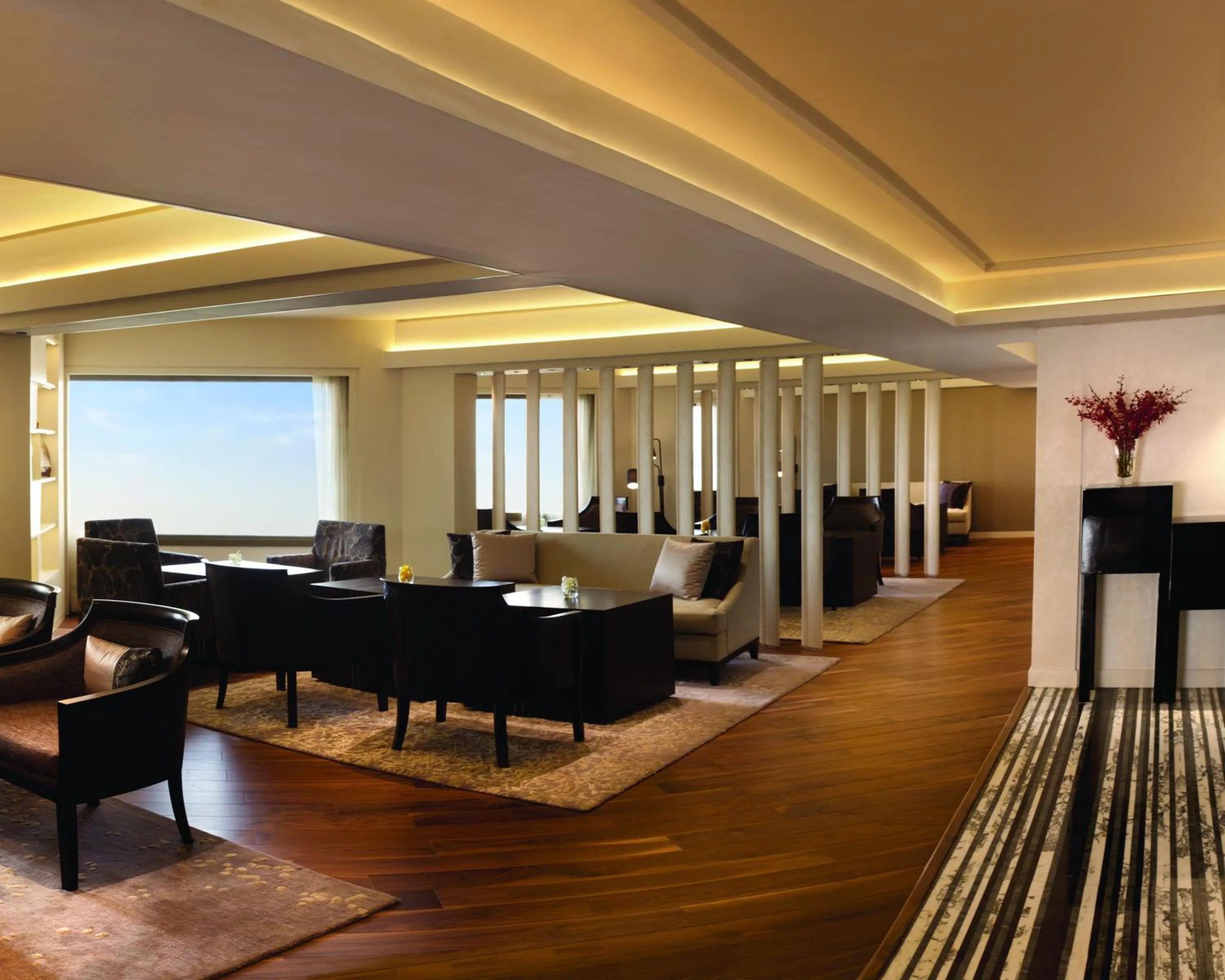 Area and facilities in Hyatt Regency Delhi