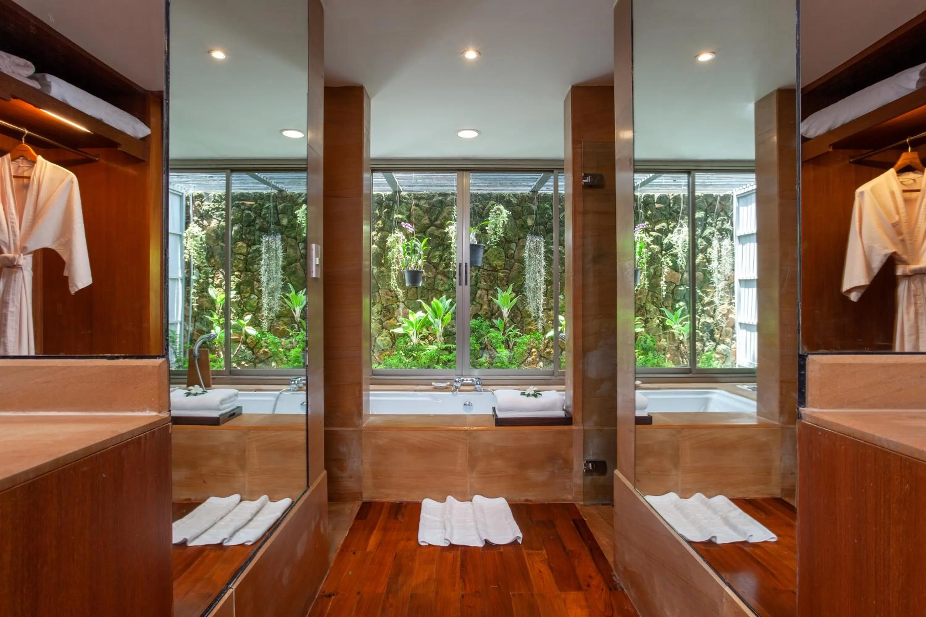 Bathroom in Nakamanda Resort and Spa