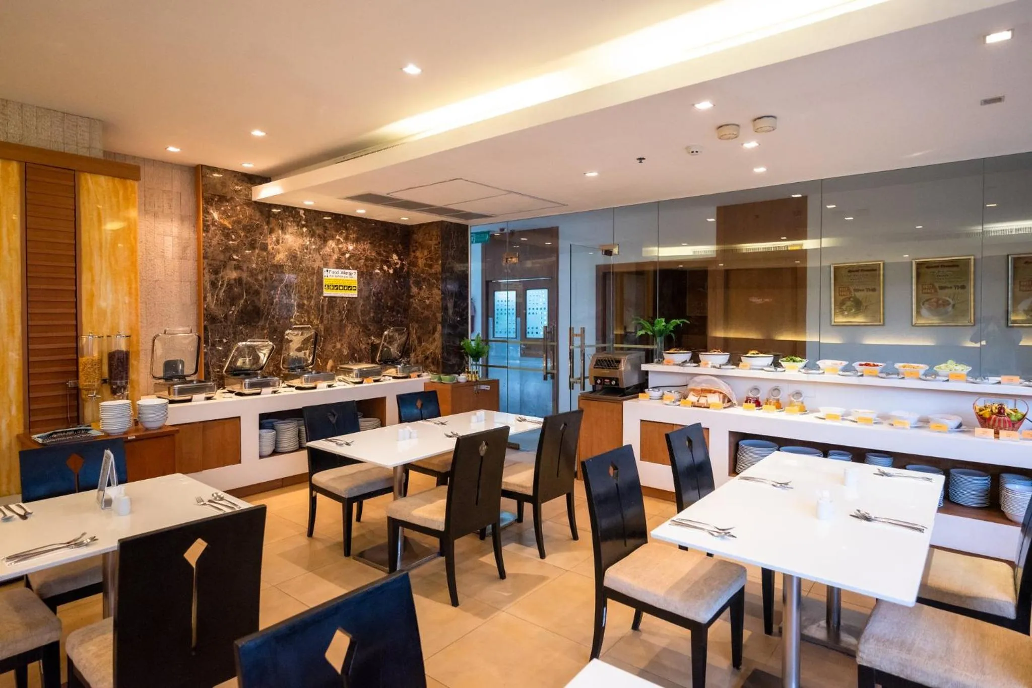 Restaurant/places to eat in Centara Nova Hotel Pattaya