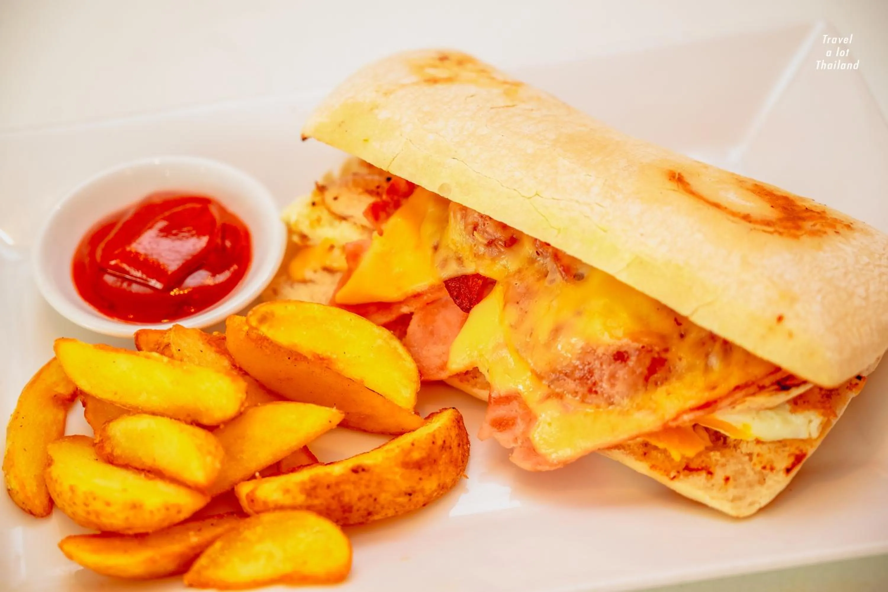 Food in Centara Nova Hotel Pattaya