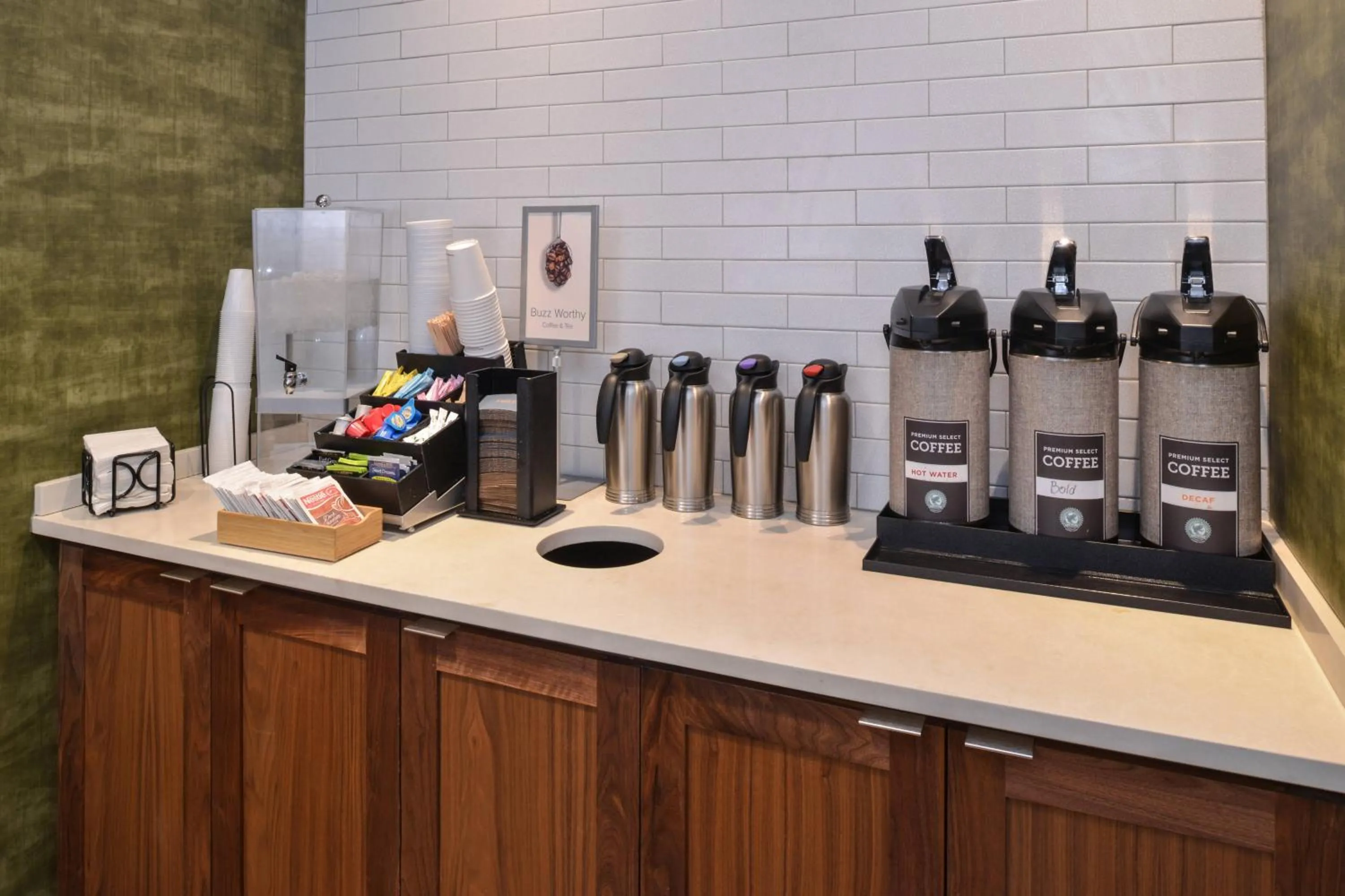 Restaurant/places to eat in Fairfield Inn & Suites by Marriott Columbus Grove City