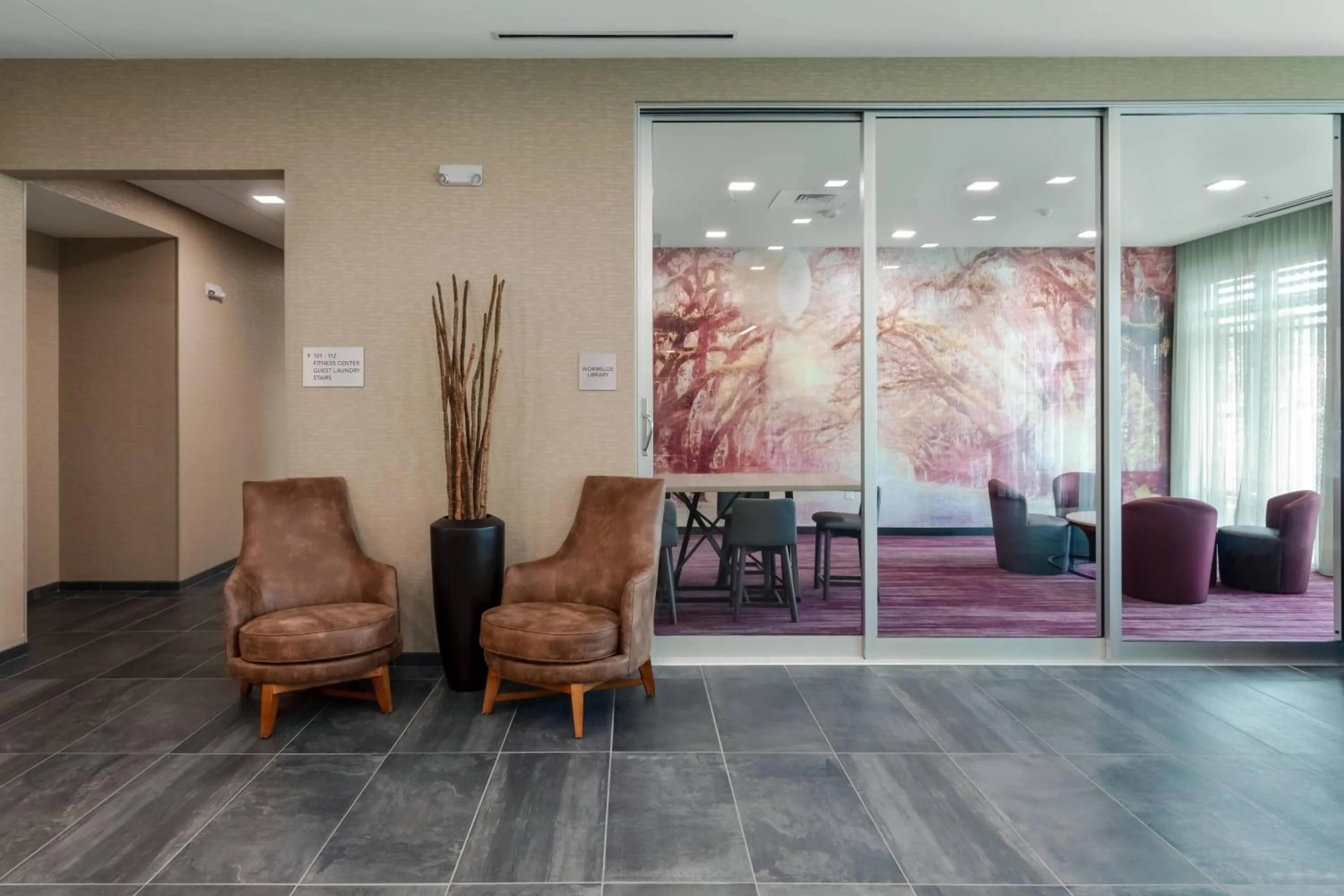Lobby or reception in Courtyard by Marriott Savannah Airport