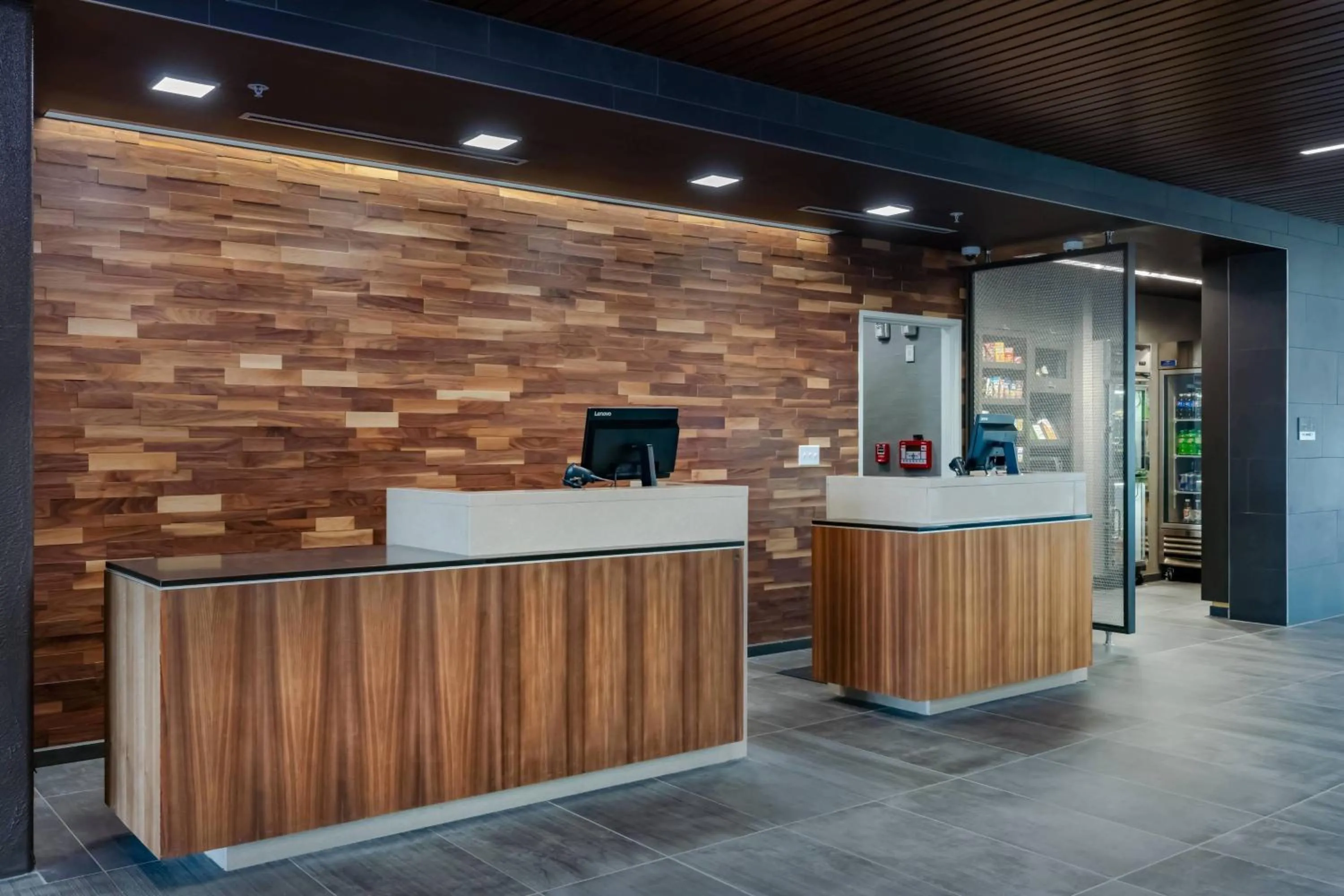 Lobby or reception in Courtyard by Marriott Savannah Airport