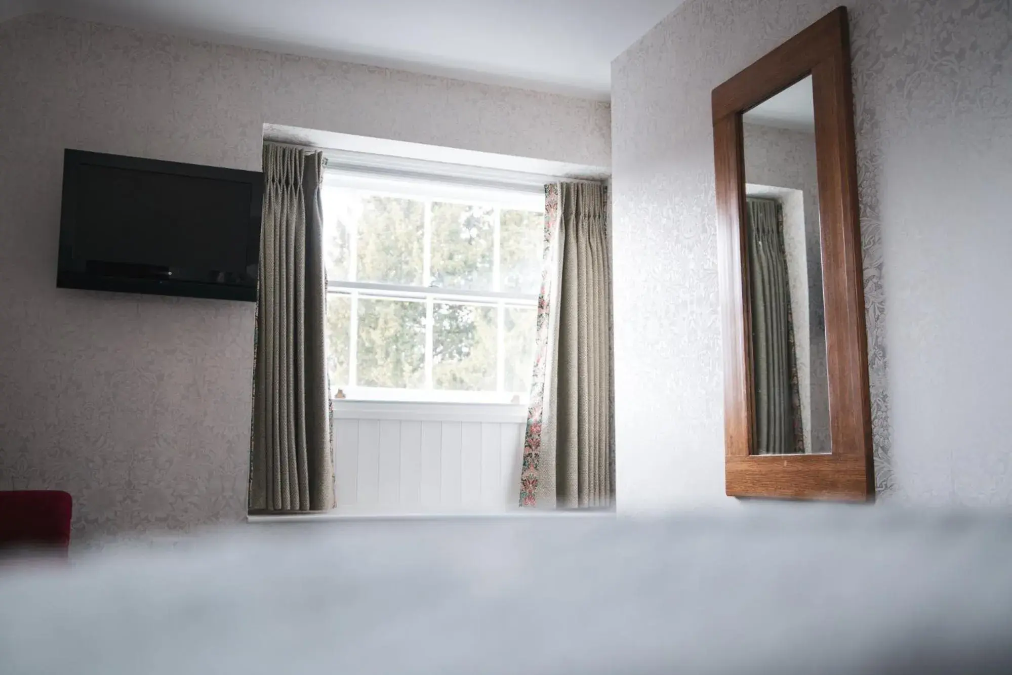 Superior Single Room in Three Salmons Hotel Superior Single Room in Three Salmons Hotel