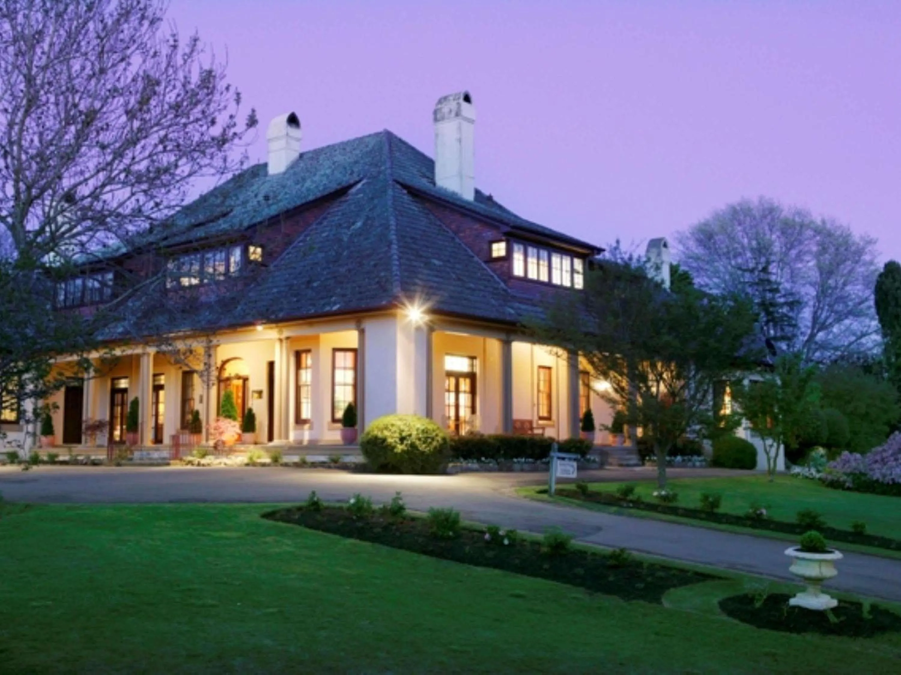 Property building in Peppers Manor House