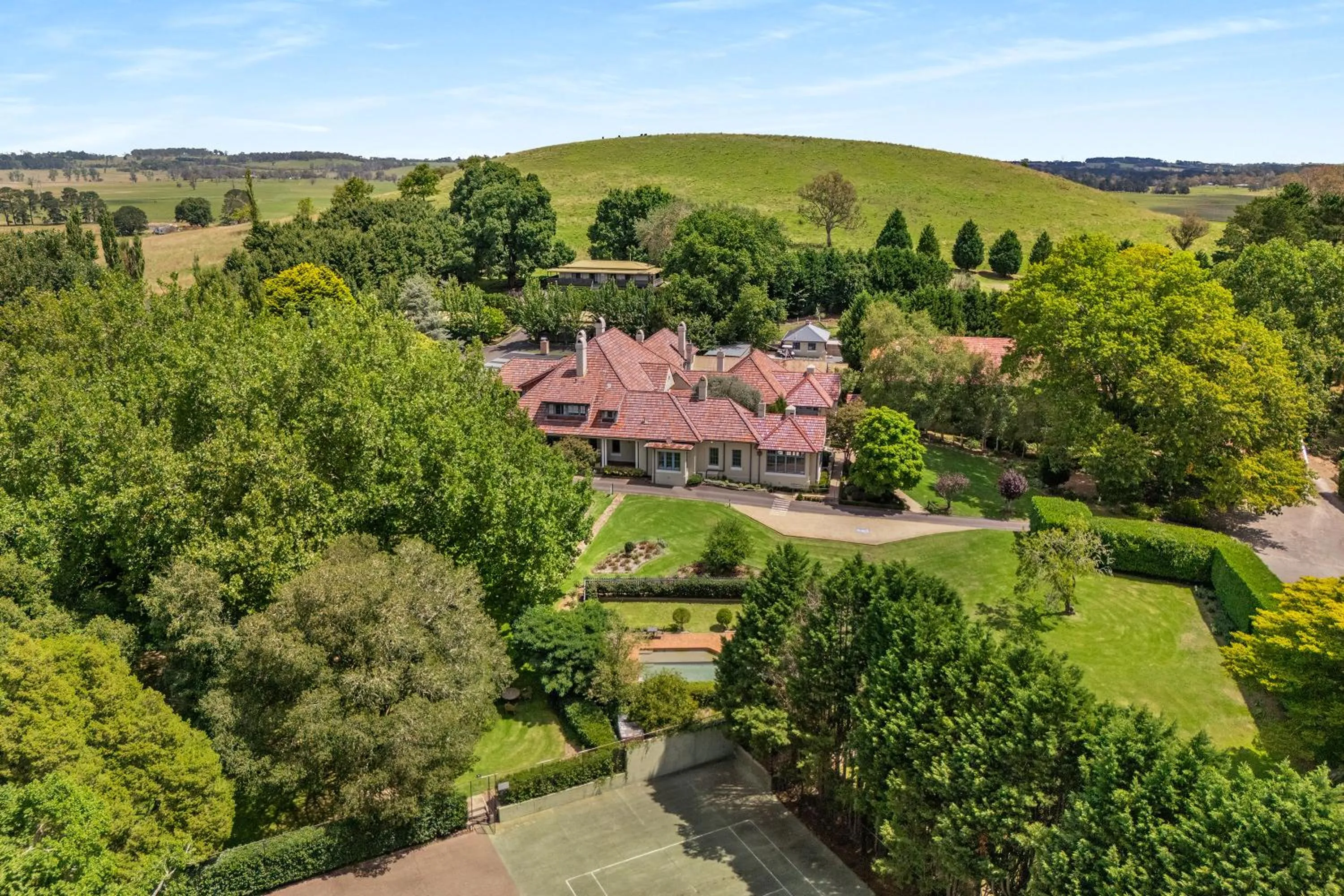 Property building in Peppers Manor House