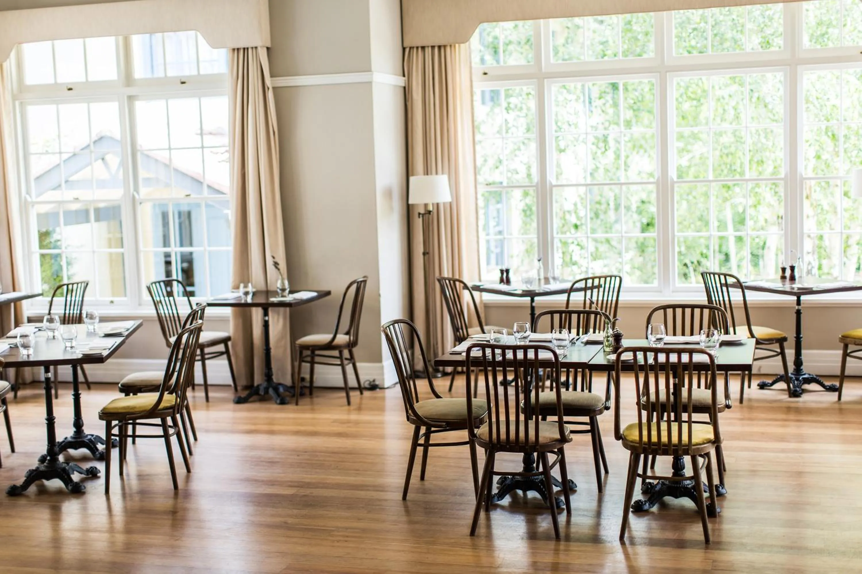 Restaurant/places to eat in Peppers Manor House