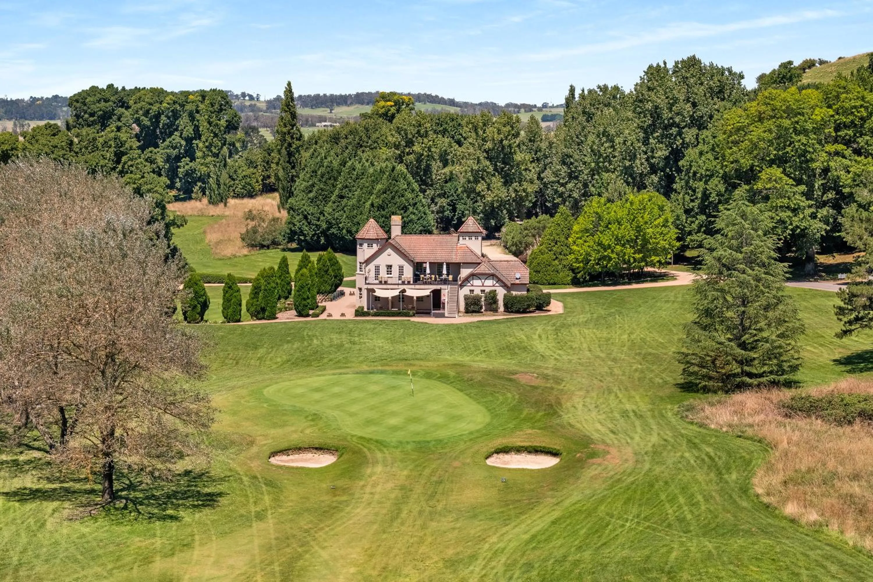 Property building in Peppers Manor House