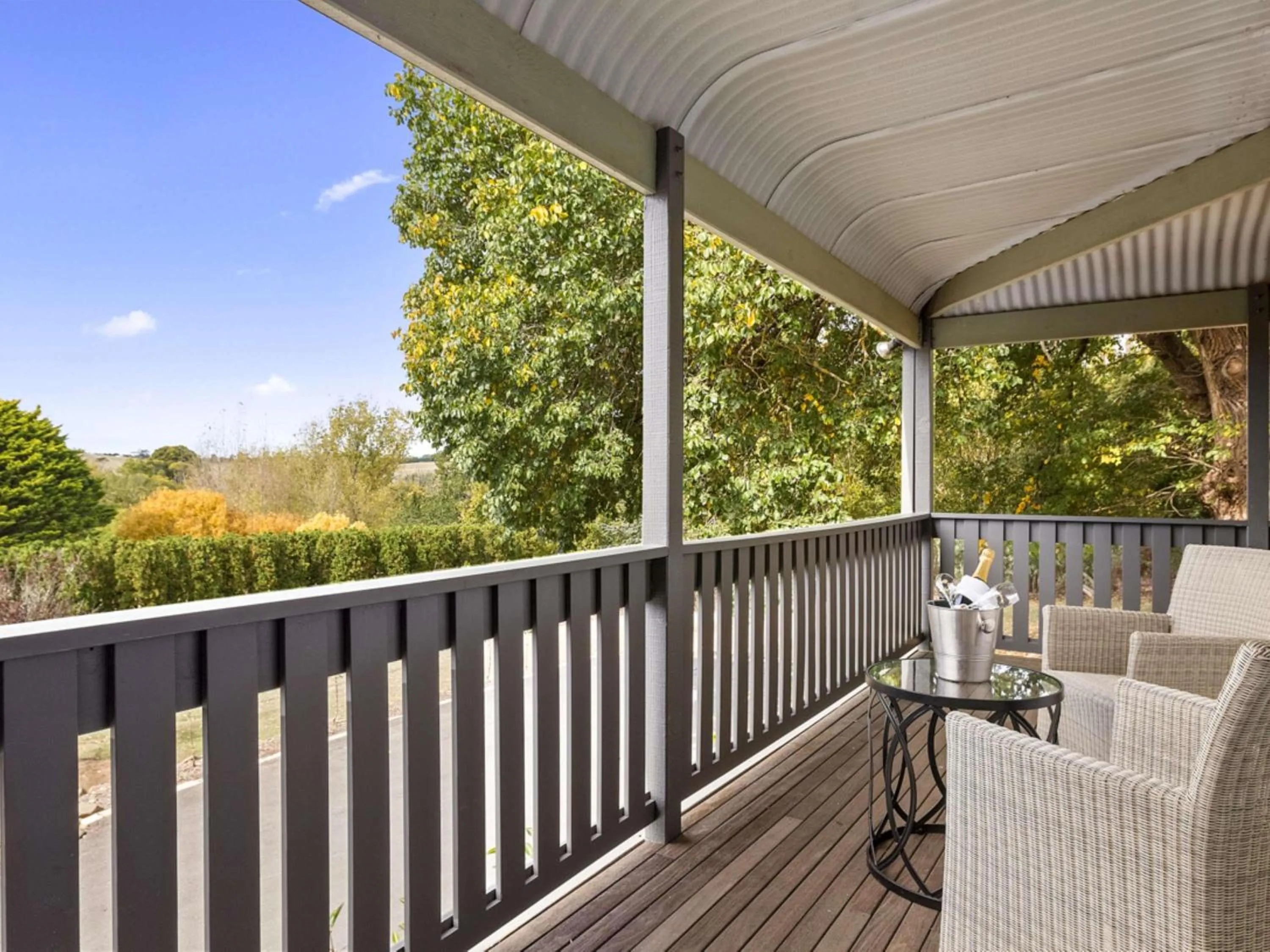 Bedroom in Peppers Manor House