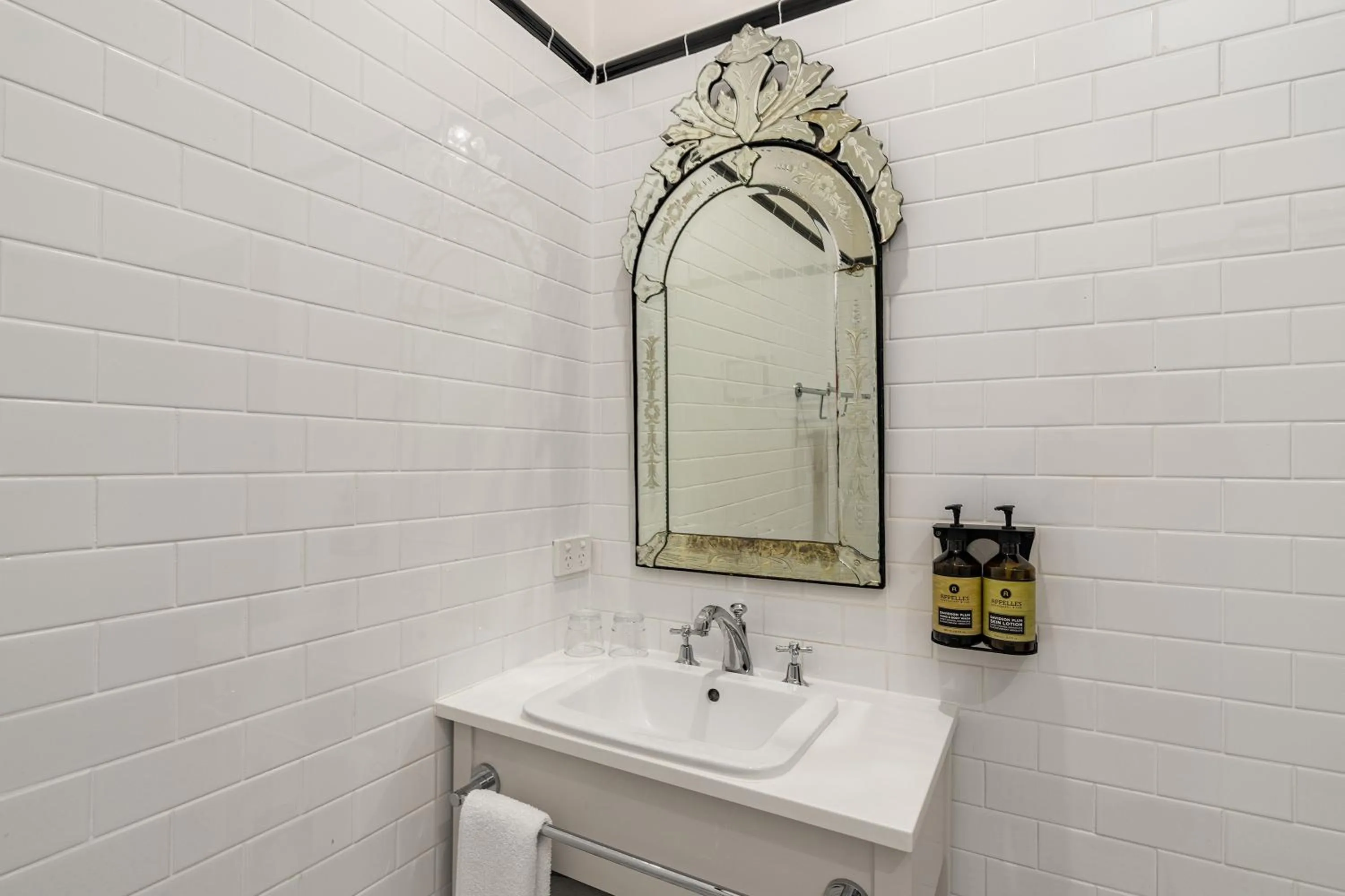 Bathroom in Peppers Manor House
