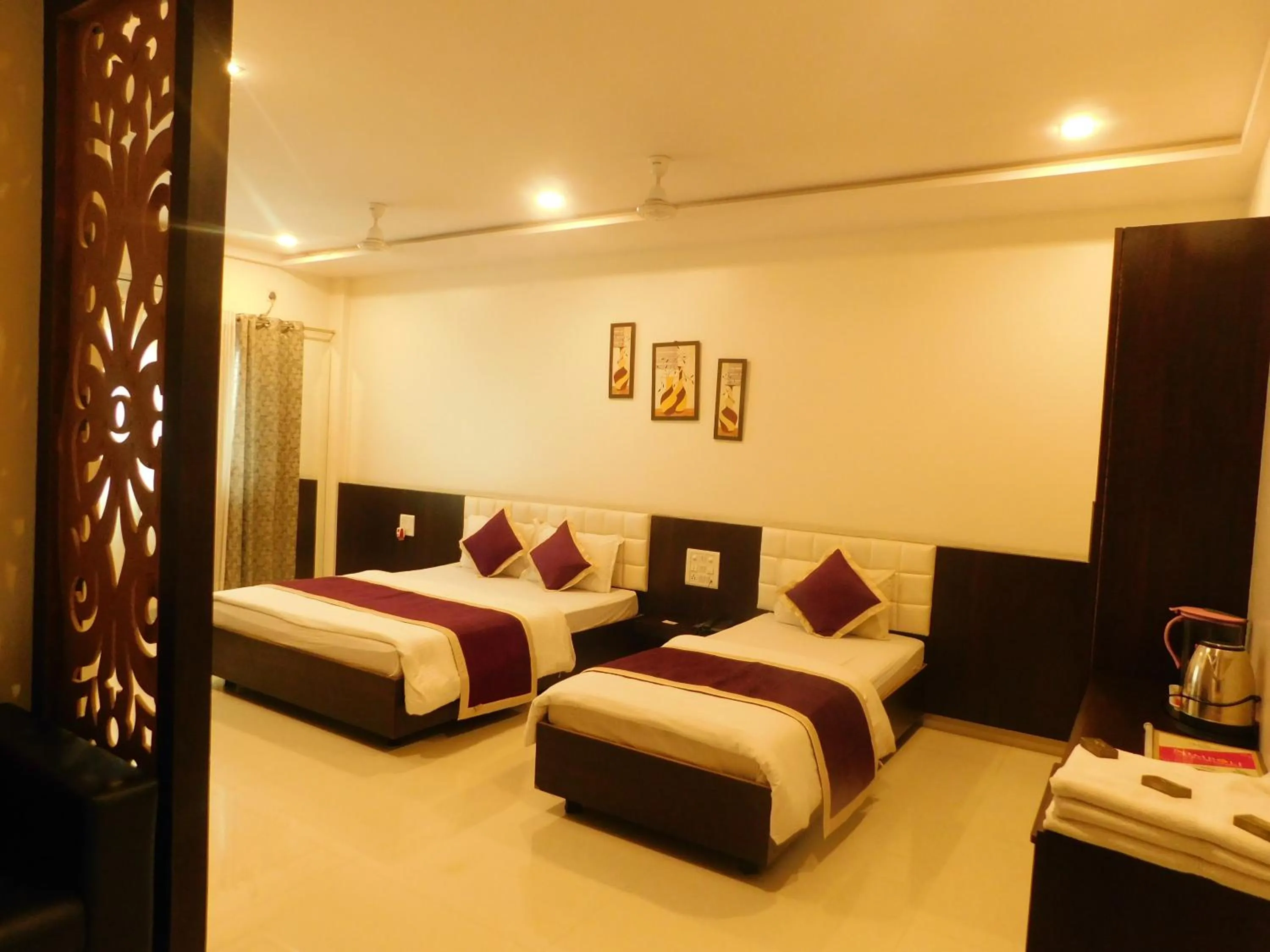 Photo of the whole room, Bed in Hotel Neem Tree