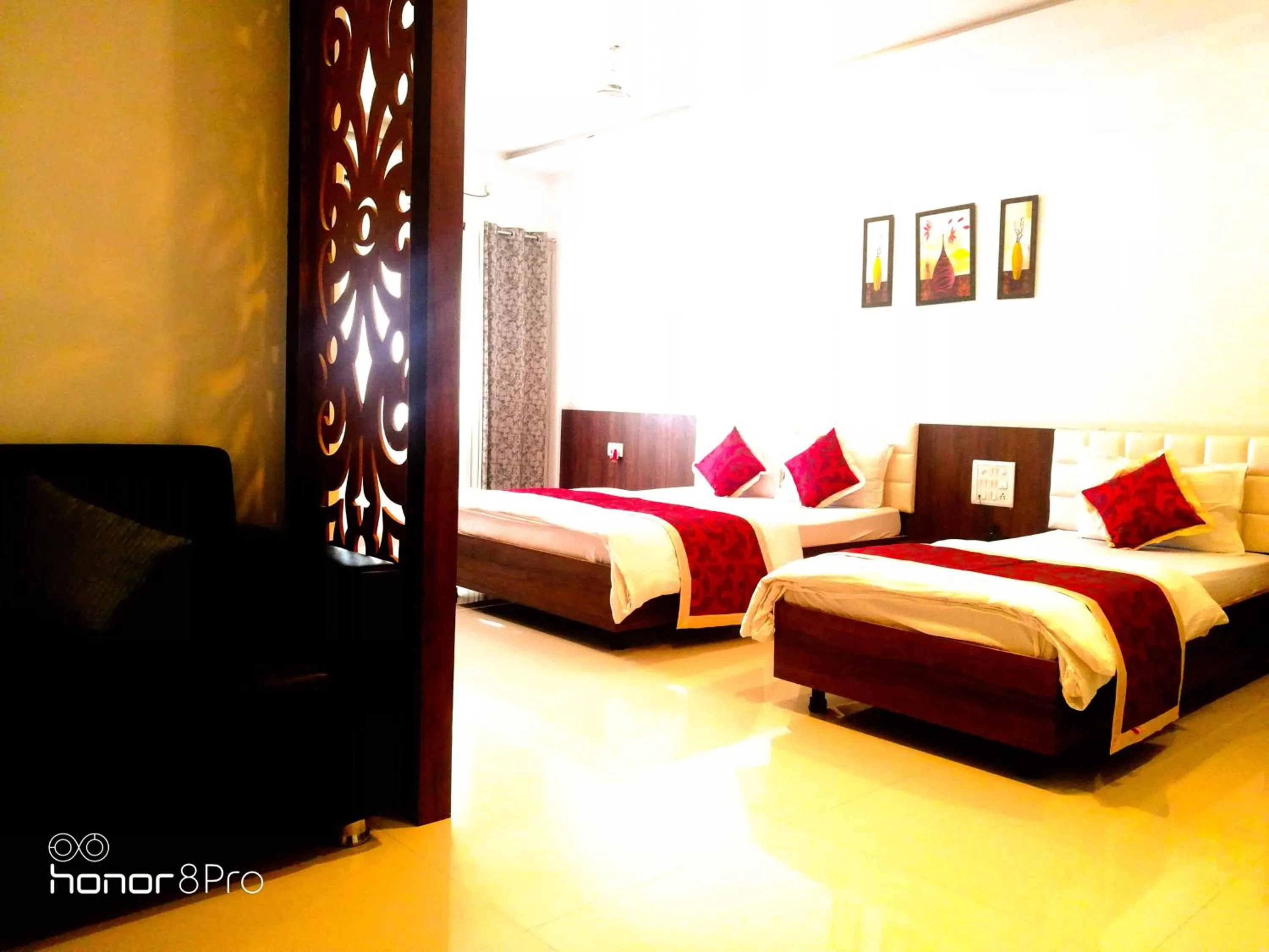 Photo of the whole room, Bed in Hotel Neem Tree