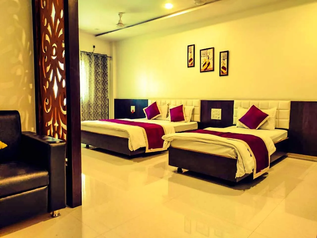 Bed in Hotel Neem Tree